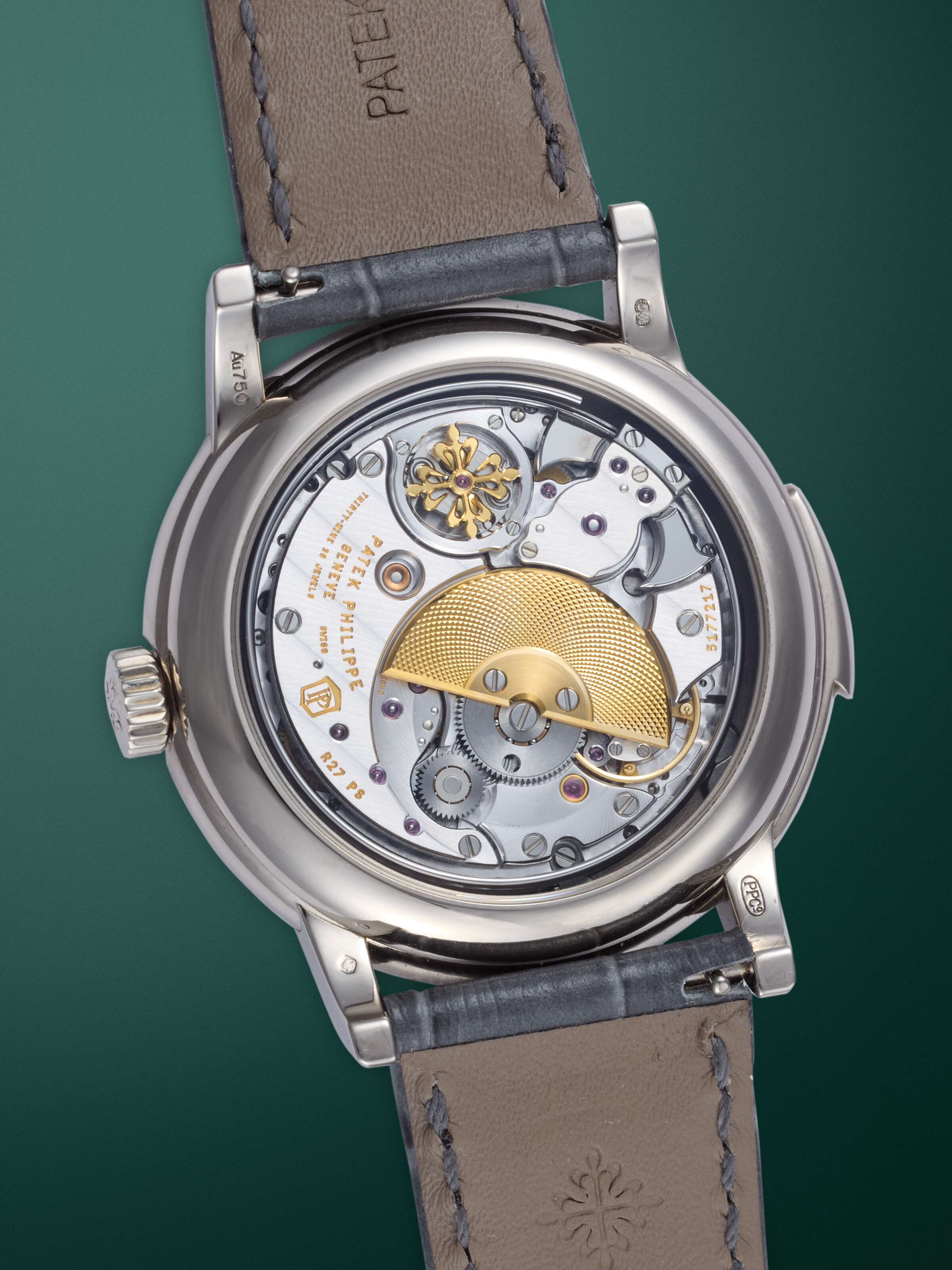 PATEK PHILIPPE, 5078G-010, A RARE AND ATTRACTIVE GOLD MINUTE