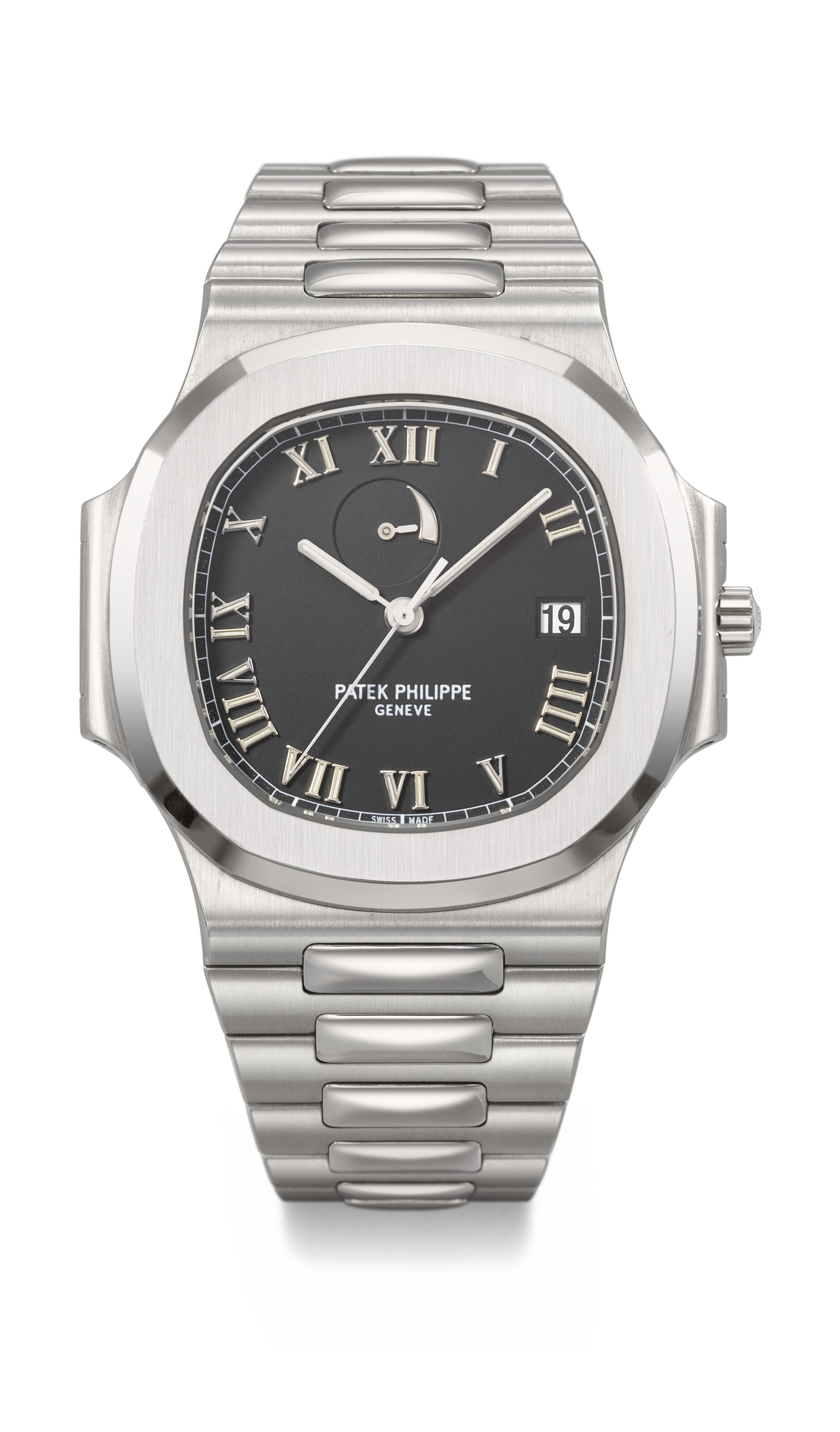 Nautilus 3710/1A, Steel, Roman Dial. Full watch and bracelet. · Photo: Christie's · © Christie's, used with permission · Source: https://www.christies.com/en/lot/lot-6478660