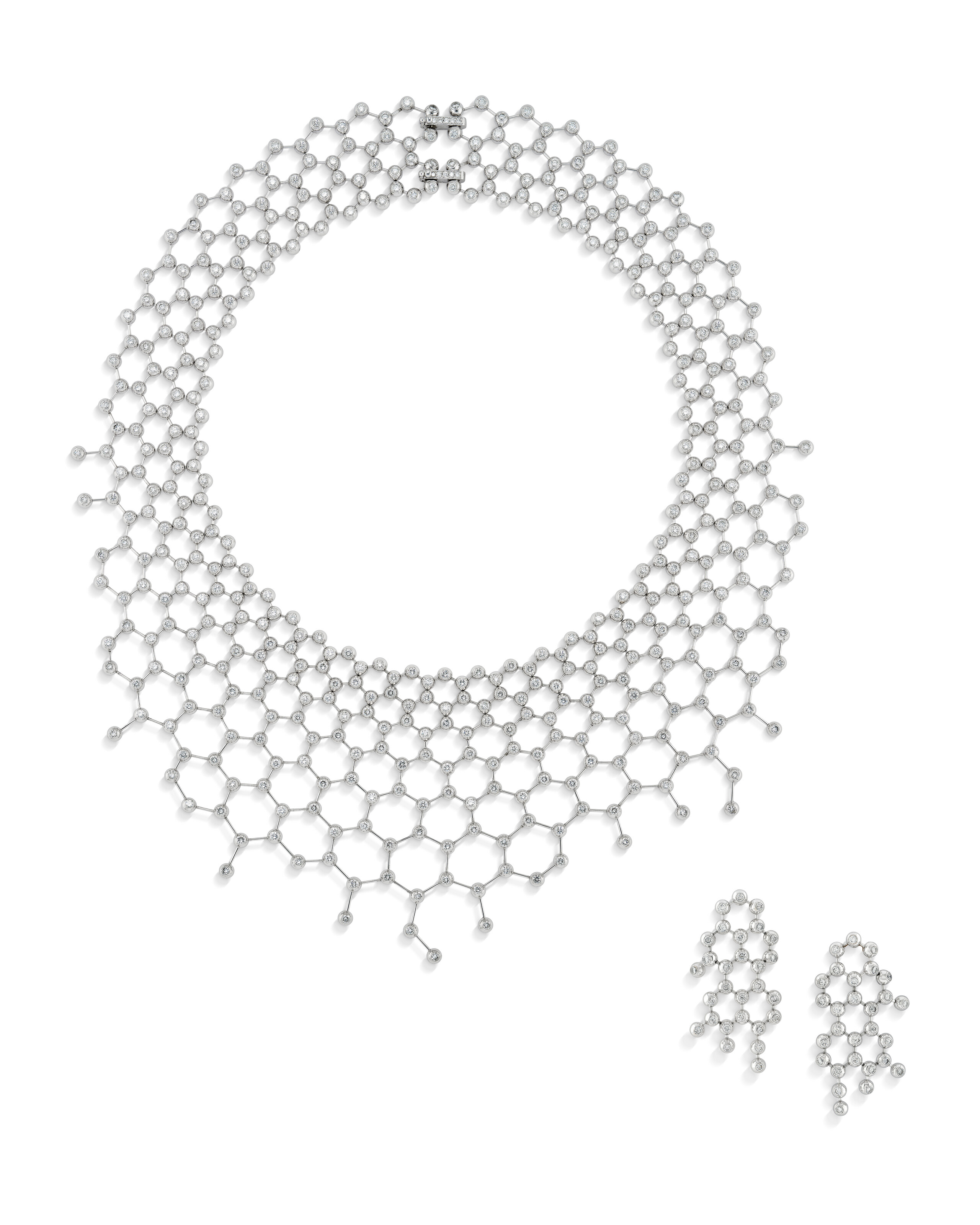 Cartier famous necklace top
