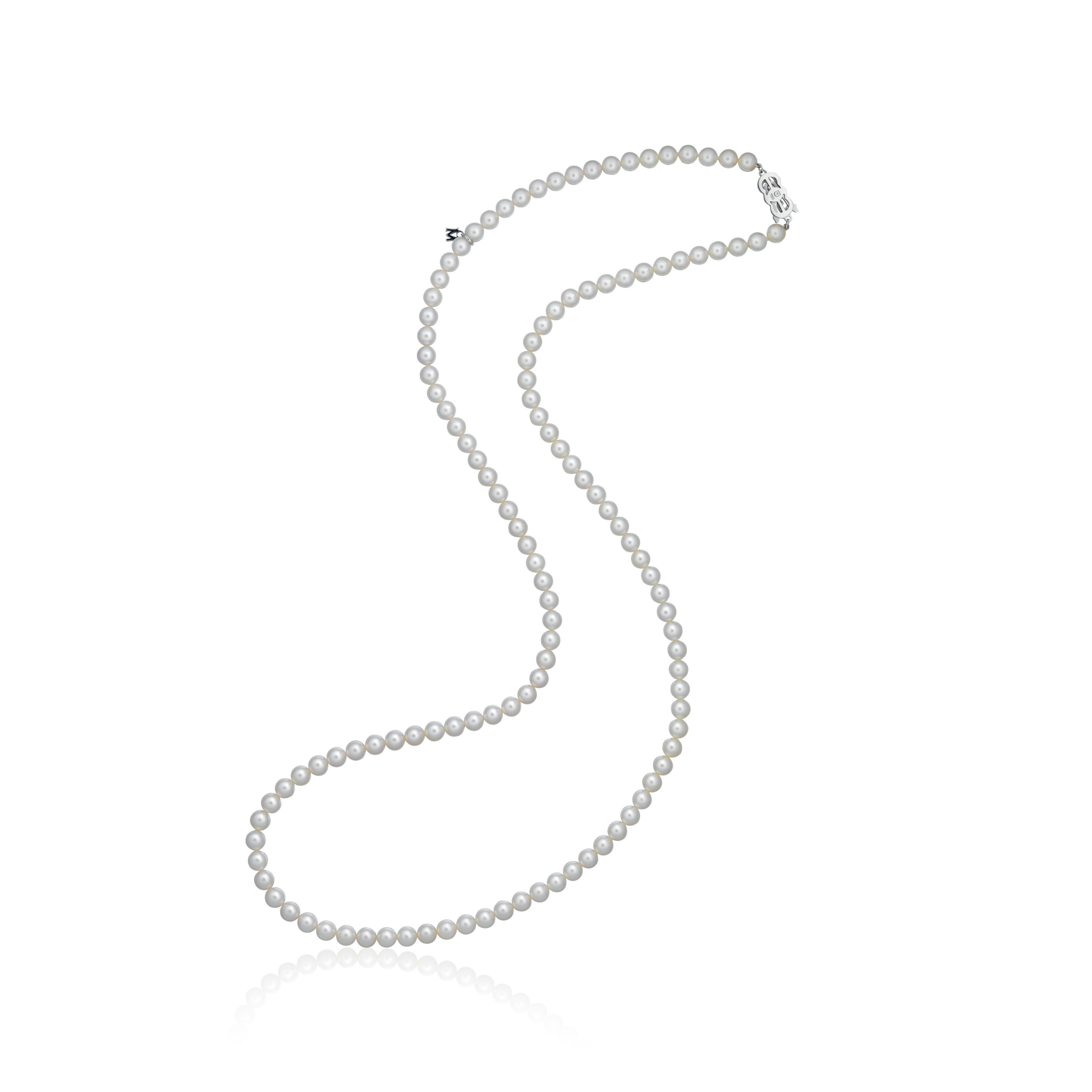 NO RESERVE MIKIMOTO CULTURED PEARL NECKLACE, Christie's