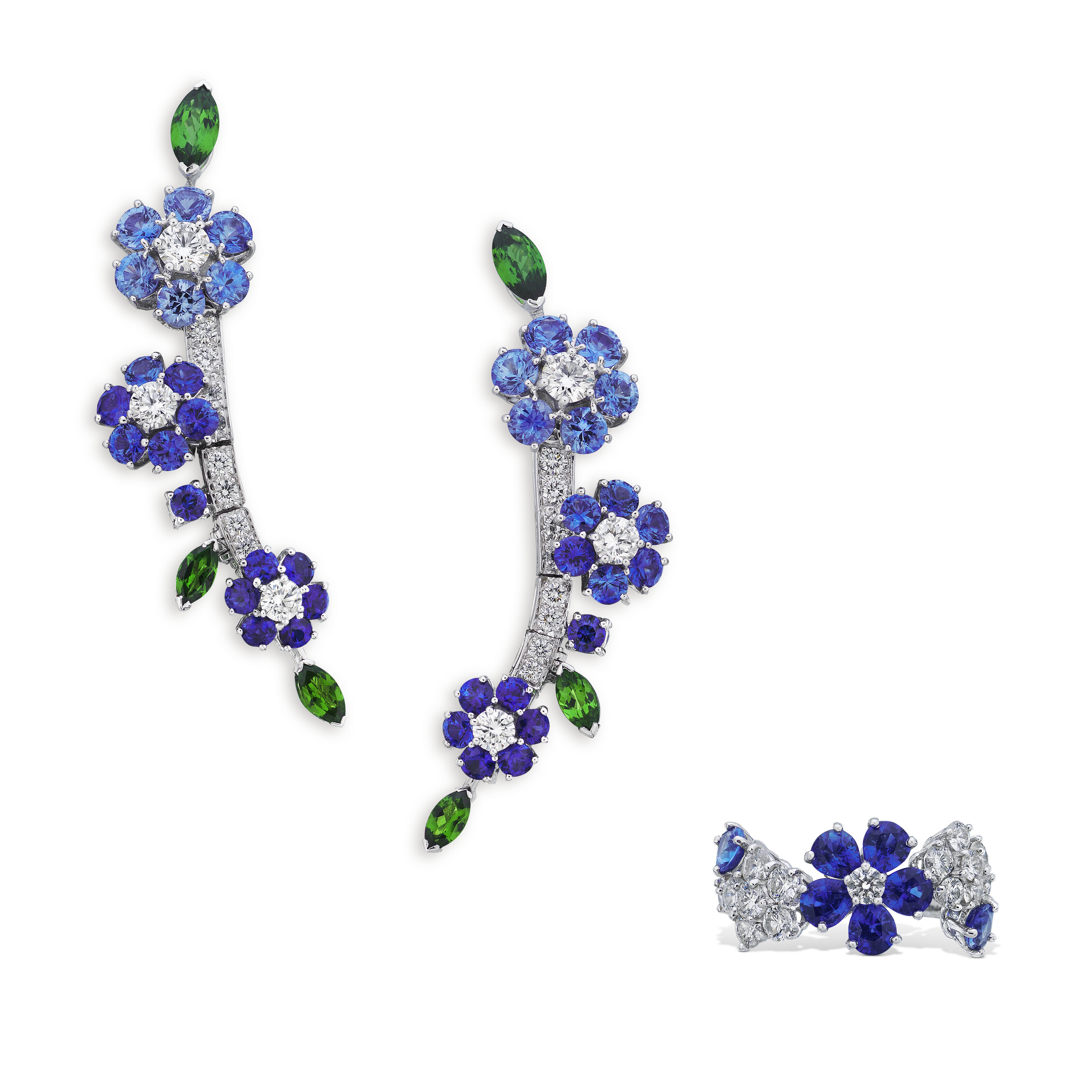 その他 Van Cleef & Arpels Gem VAN CLEEF & ARPELS MULTI-GEM 'ALHAMBRA' NECKLACE, | Christie's