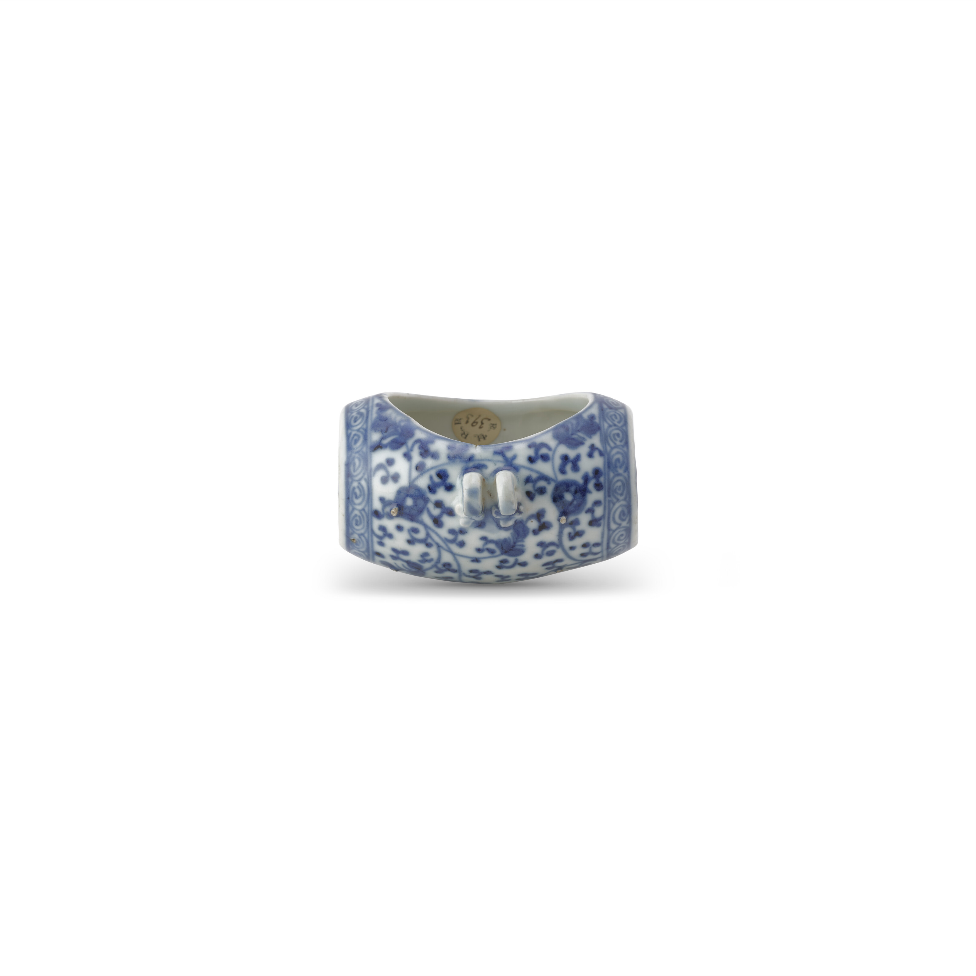 清康熙青花纏枝花卉紋鳥食罐兩件, KANGXI PERIOD (1662-1722) | Christie's