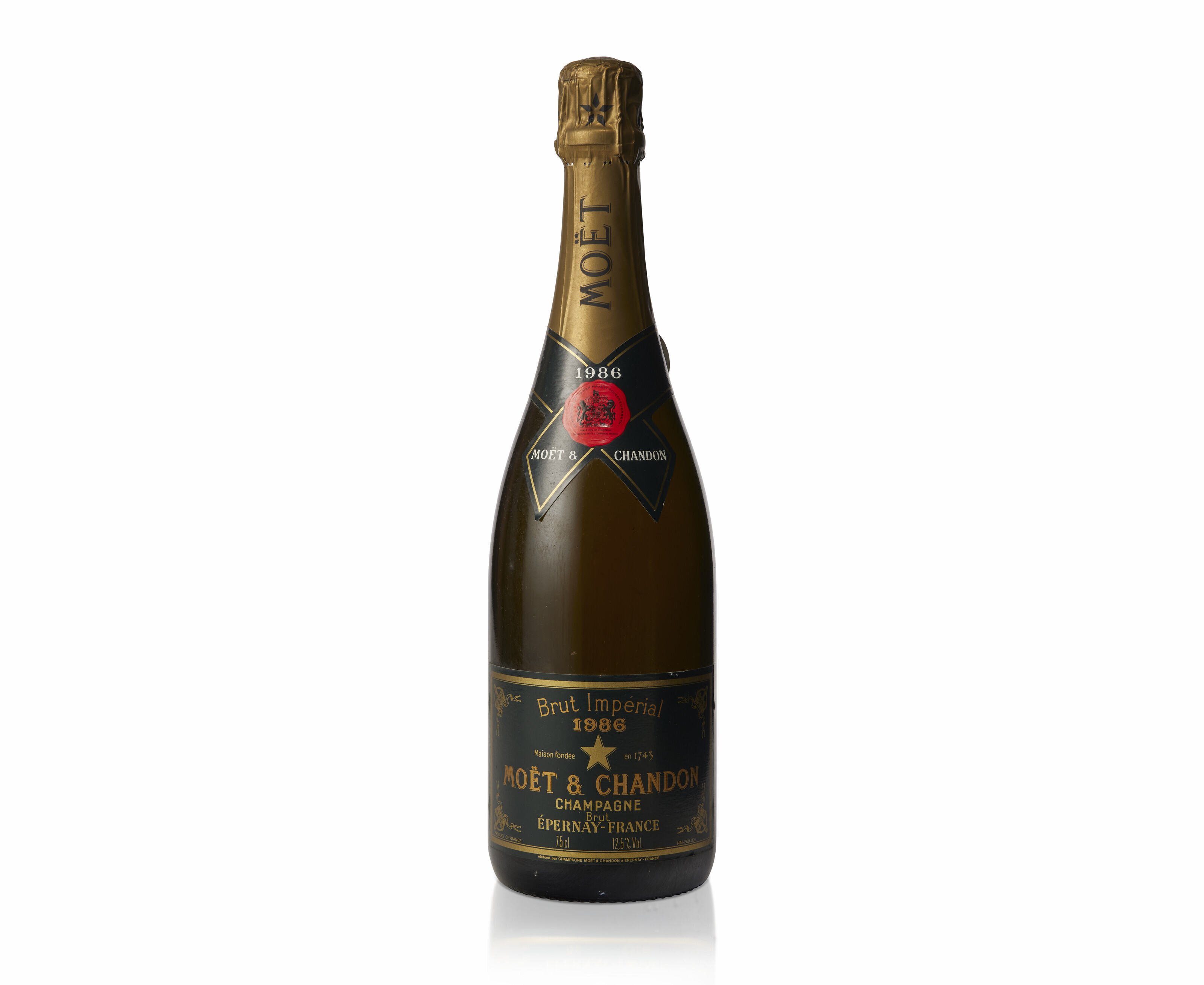 ワ*コ様 Moet & Chandon Brut Imperial 1986 箱 Moët & Chandon, Brut Impérial 1986, EpernaySlightly bin-soiled and