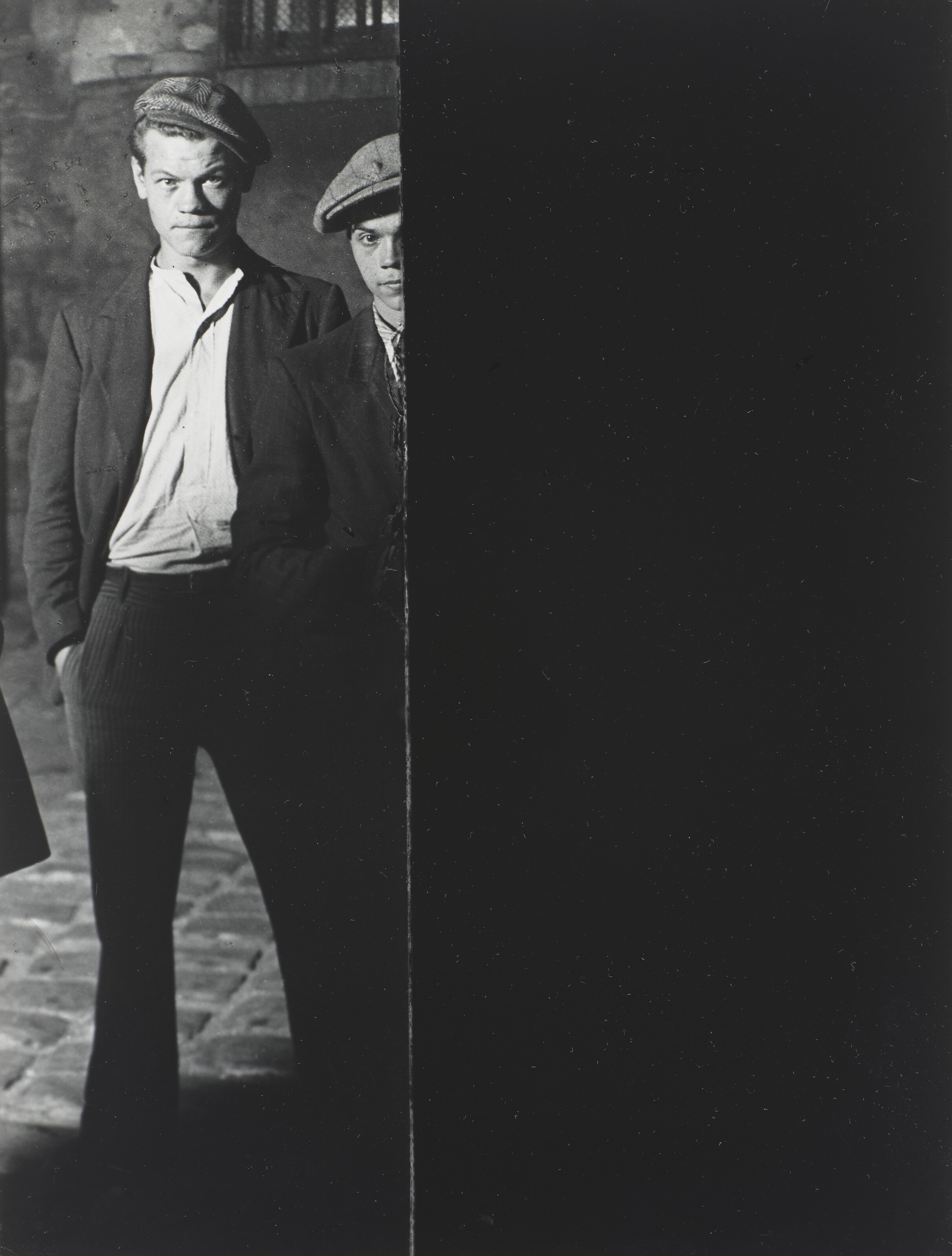 Catalog image of Deux Voyous de la bande du Grand Albert, Quartier Italie, 1932