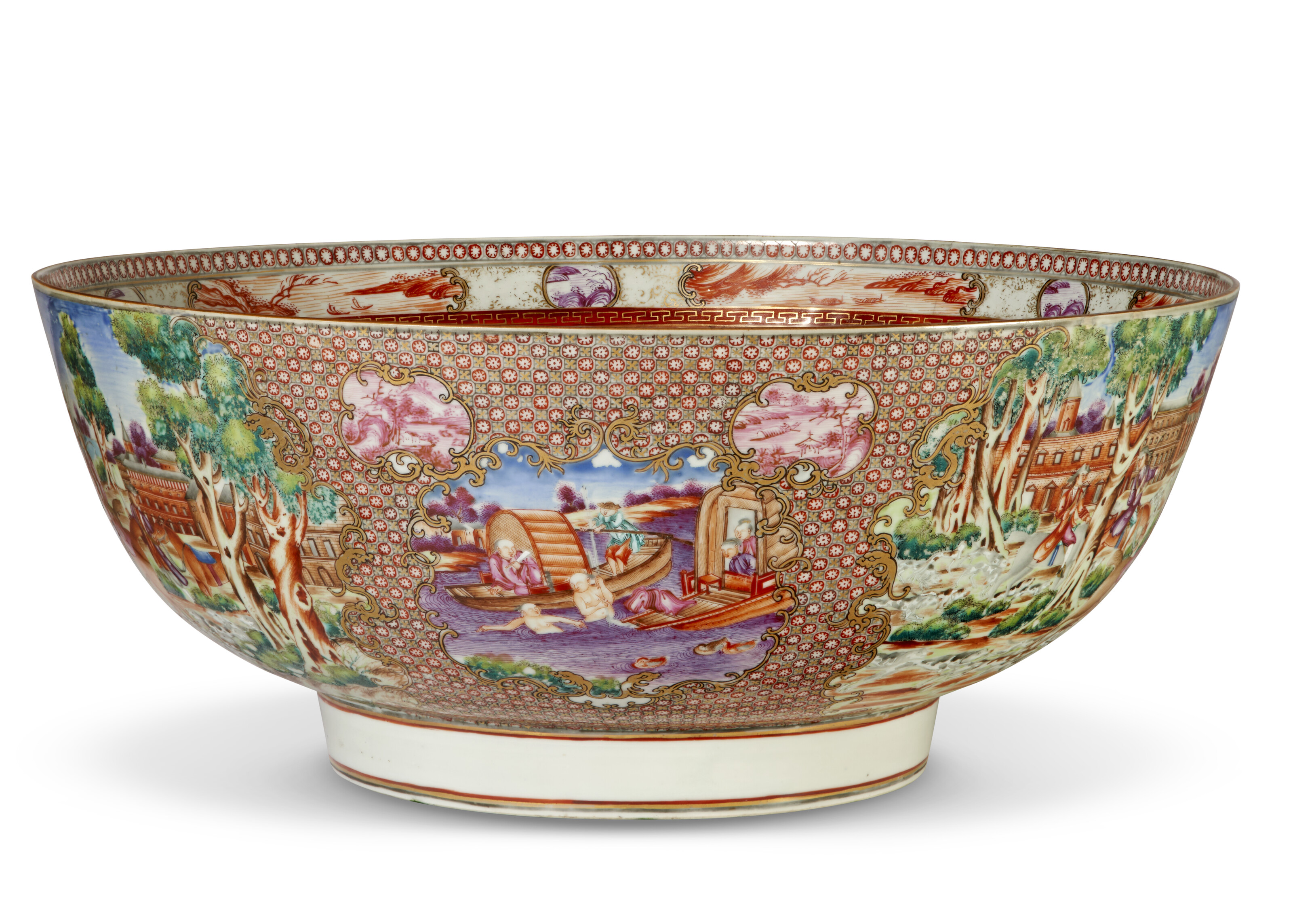 A LARGE CHINESE EXPORT PORCELAIN FAMILLE ROSE 'HUNTING' PUNCHBOWL