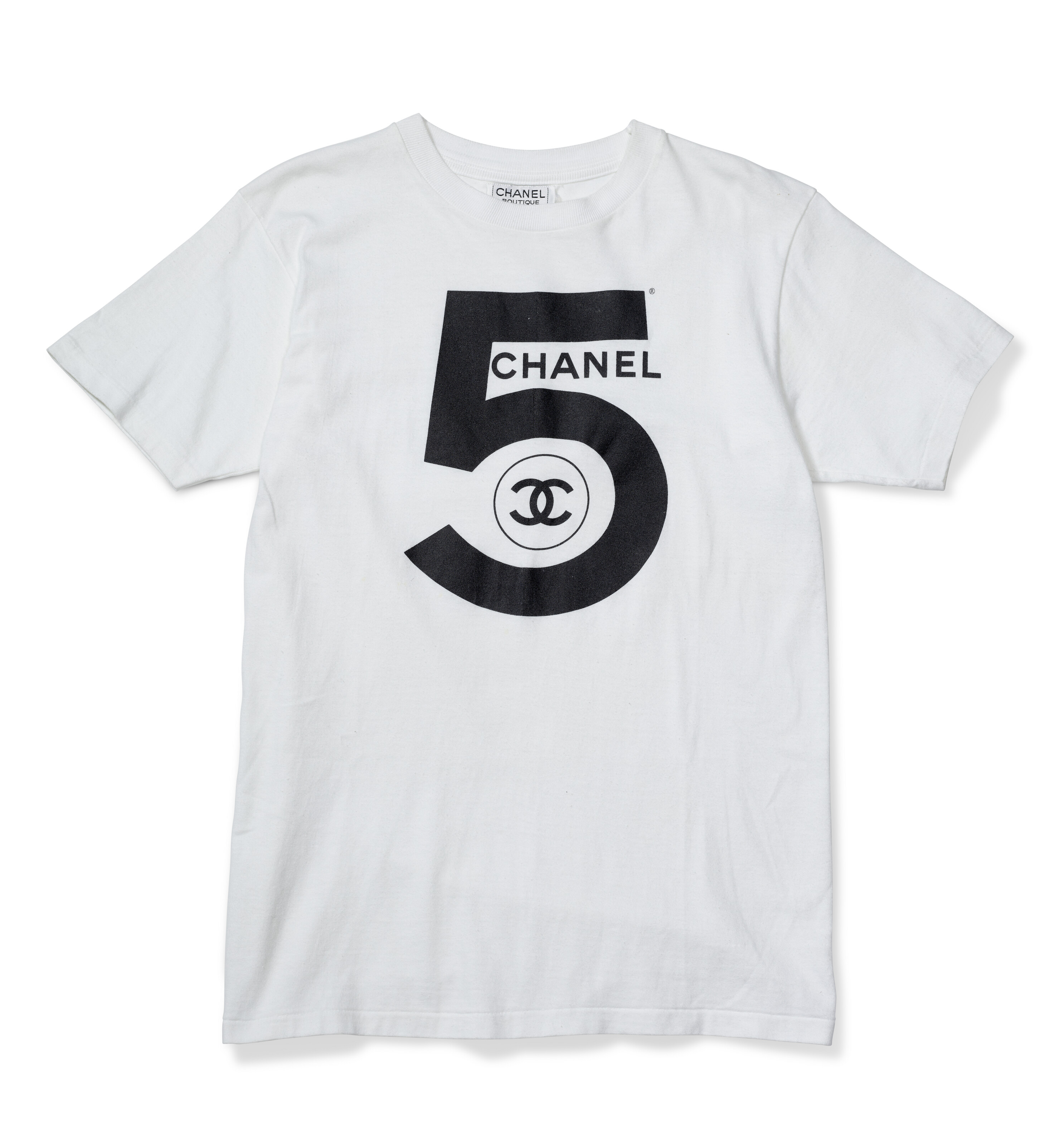 A SET OF TWO: A RARE, WHITE & BLACK NO.5 T-SHIRT AND BLACK AND