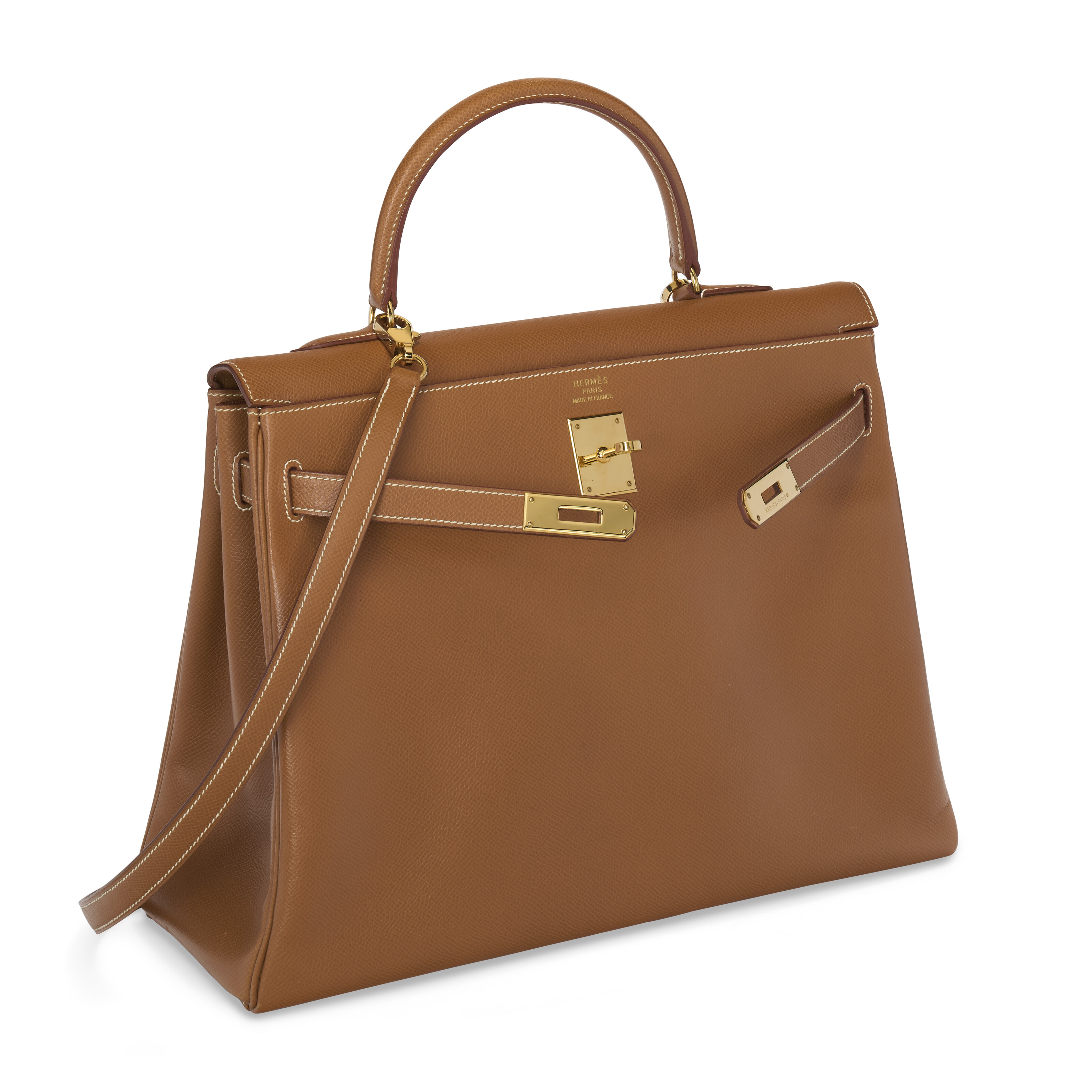 A GOLD COURCHEVEL LEATHER RETOURNÉ KELLY 35 WITH GOLD HARDWARE