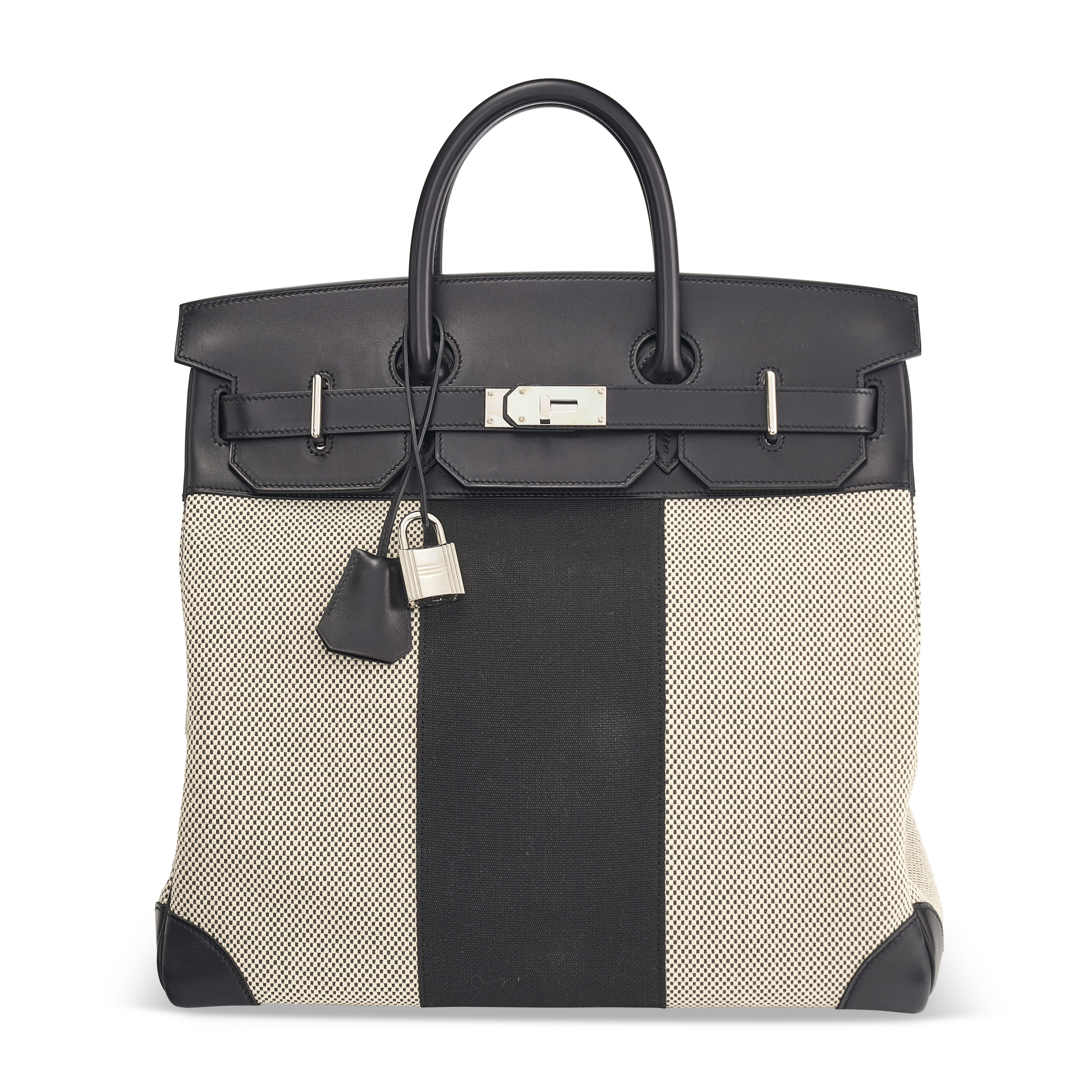 A GOLD COURCHEVEL LEATHER RETOURNÉ KELLY 35 WITH GOLD HARDWARE