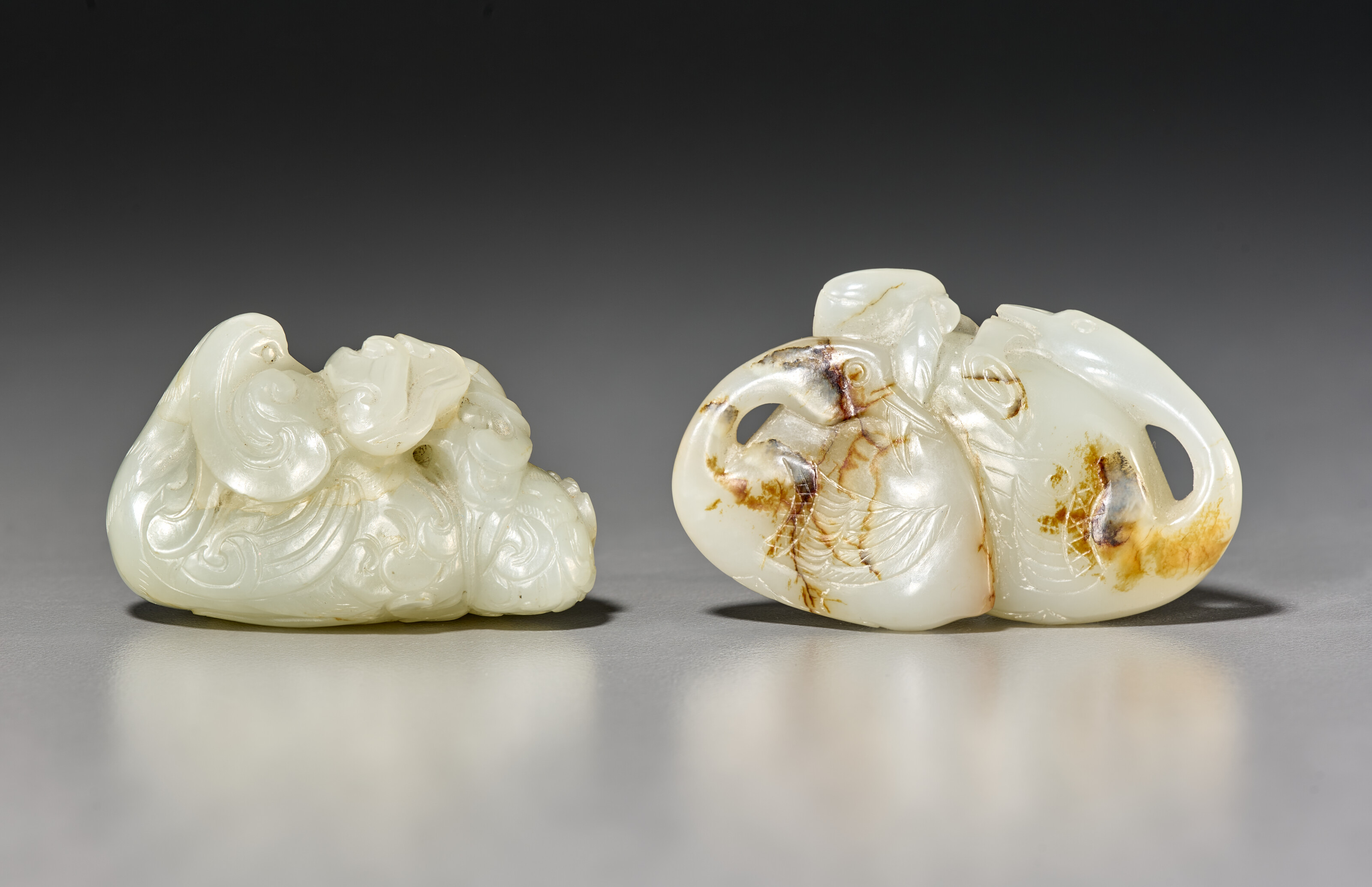 TWO WHITE JADE CARVINGS OF BIRDS, CHINA, 18TH-19TH CENTURY
