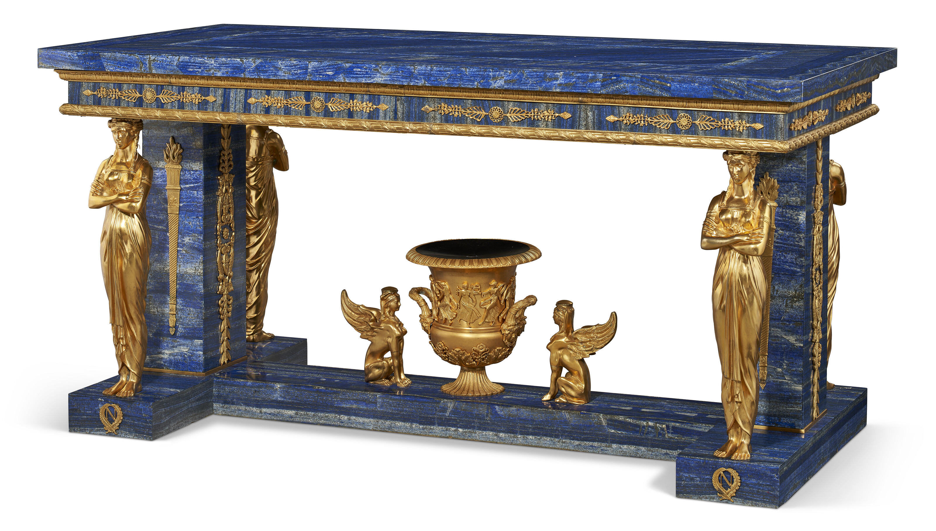 フランス老舗クリスタル置物『甲冑の騎士』es De Champagne AN ORMOLU AND LAPIS LAZULI-VENEERED CENTER TABLE, AFTER THE MODEL
