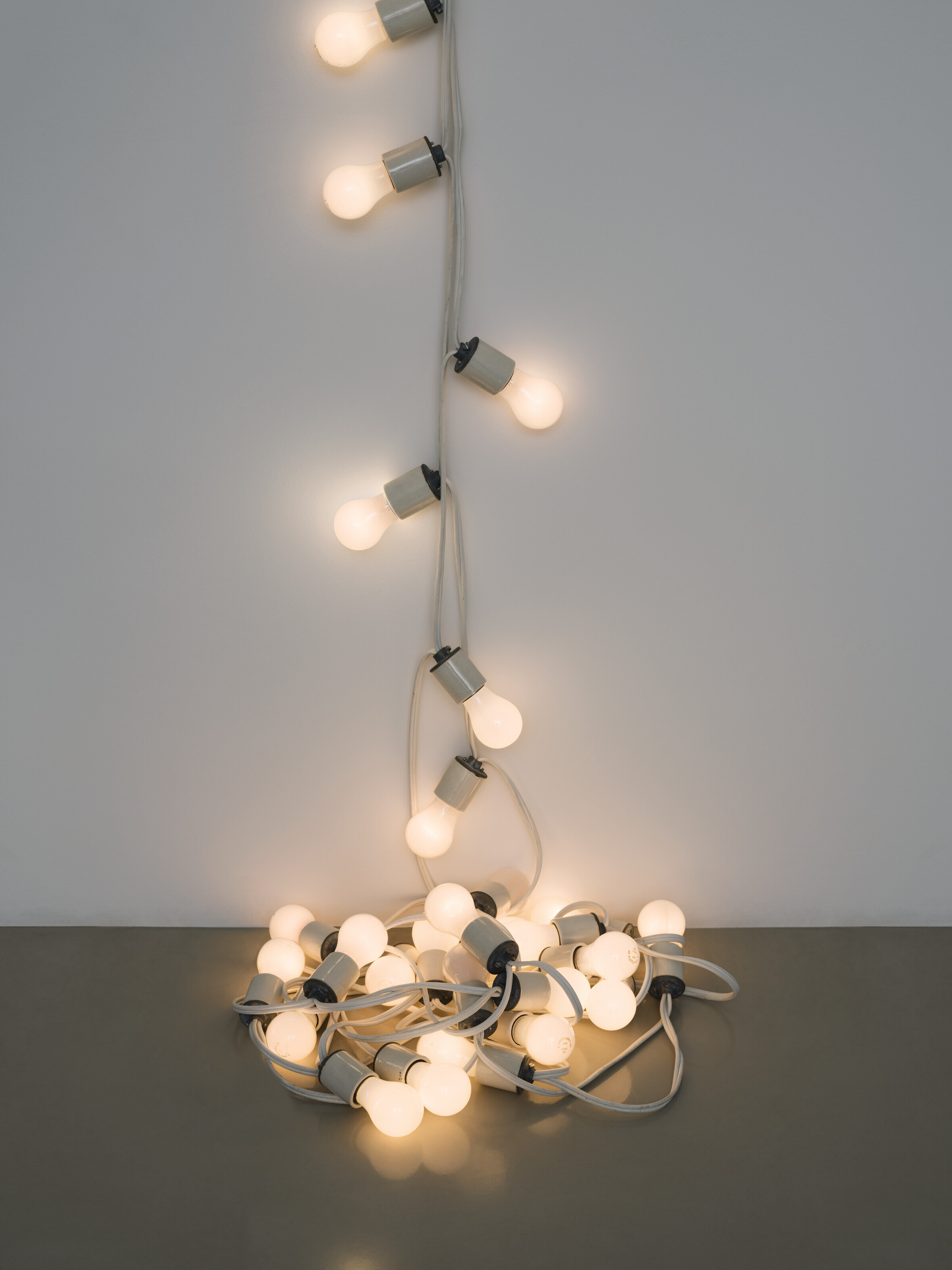 FELIX GONZALEZ-TORRES (1957-1996), 