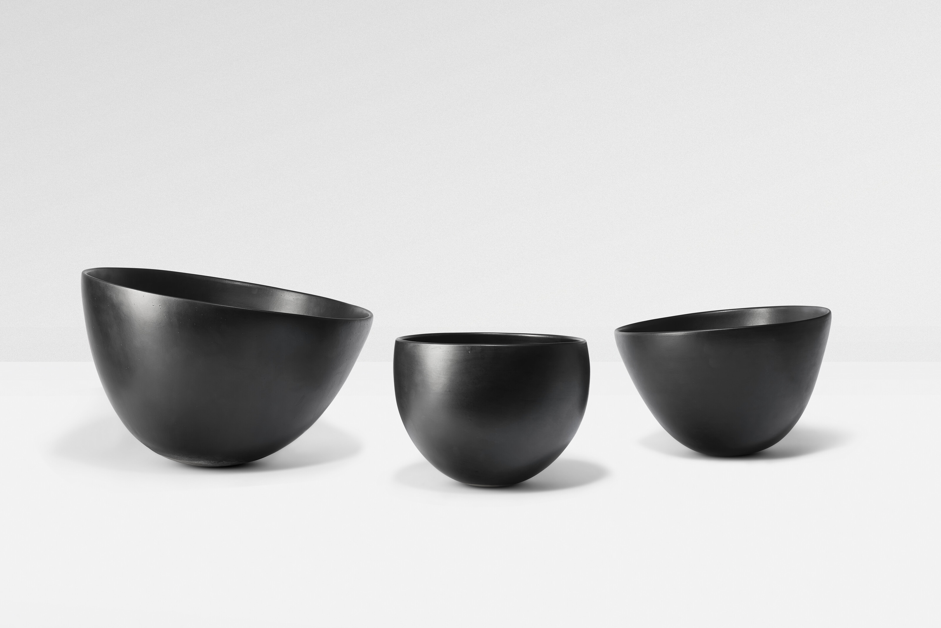 Jacques Ruelland and Dani Ruelland, a set of three vasques sonores, circa 1980, offered in Design on 3 December 2024 at Christie's in Paris