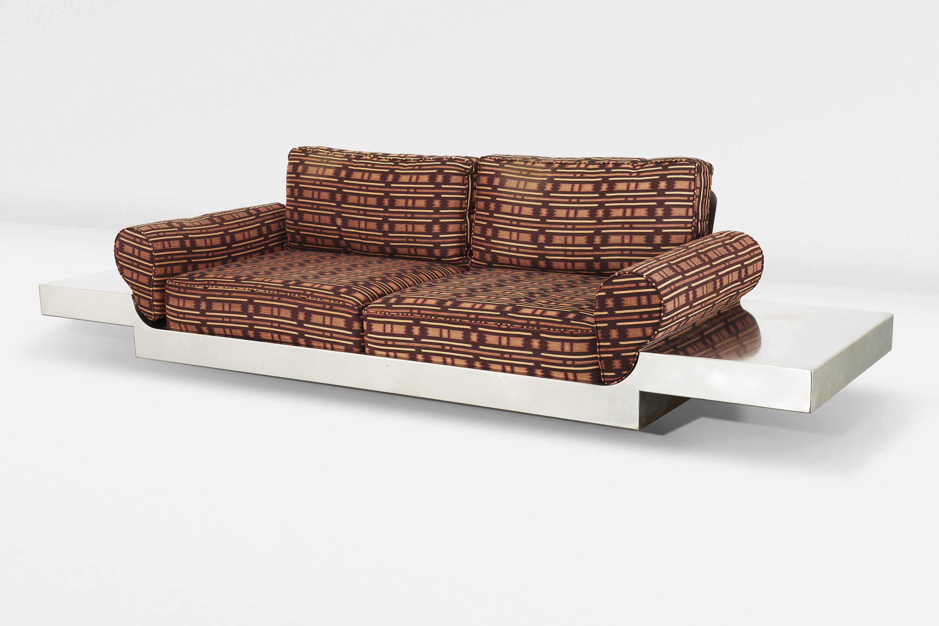 Maria Pergay, Sofa, variant with backrest, circa 1968, offered in Design on 3 December 2024 at Christie's in Paris