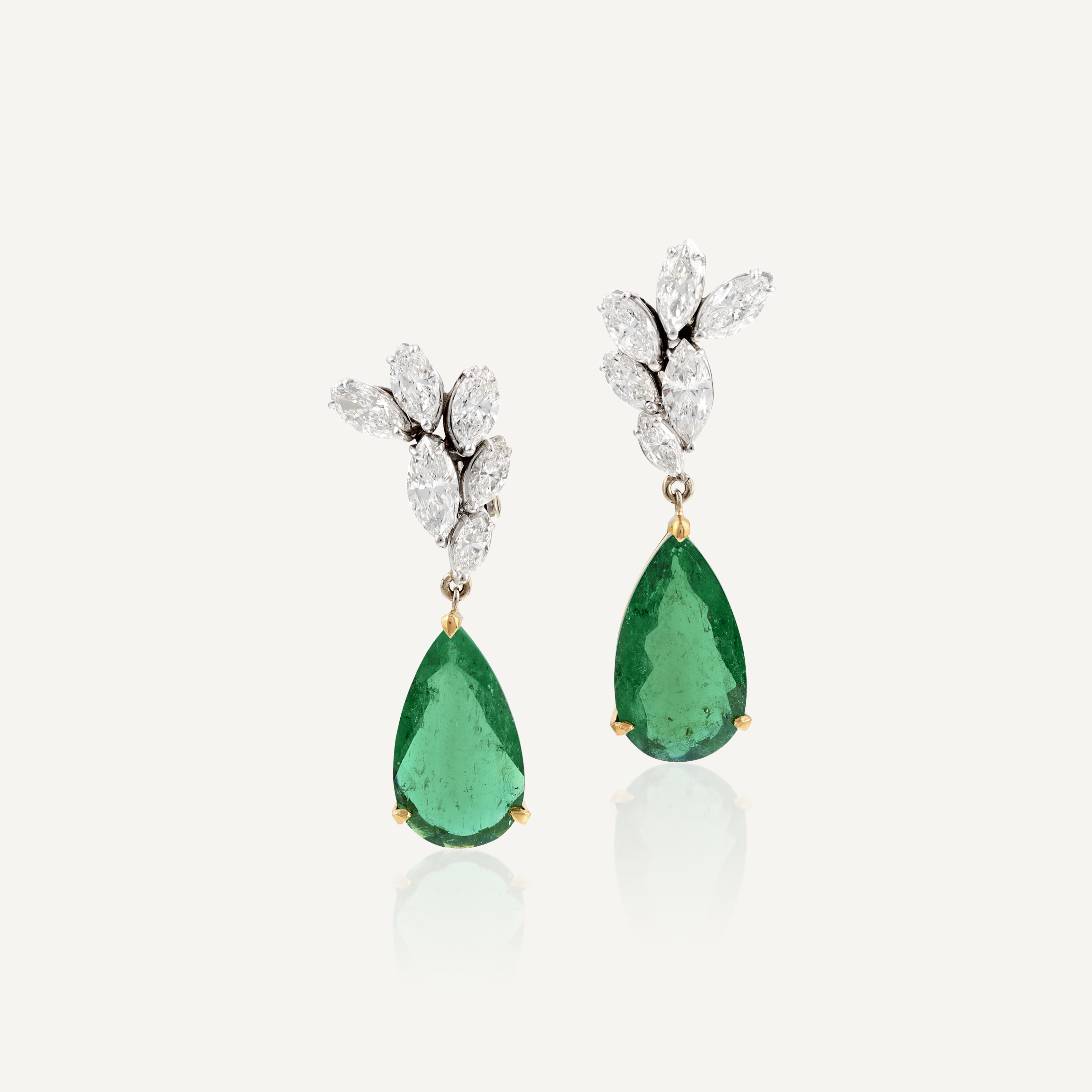 Lívia – Boucles d'oreilles en émeraudes avec finition éclatante. main image 0