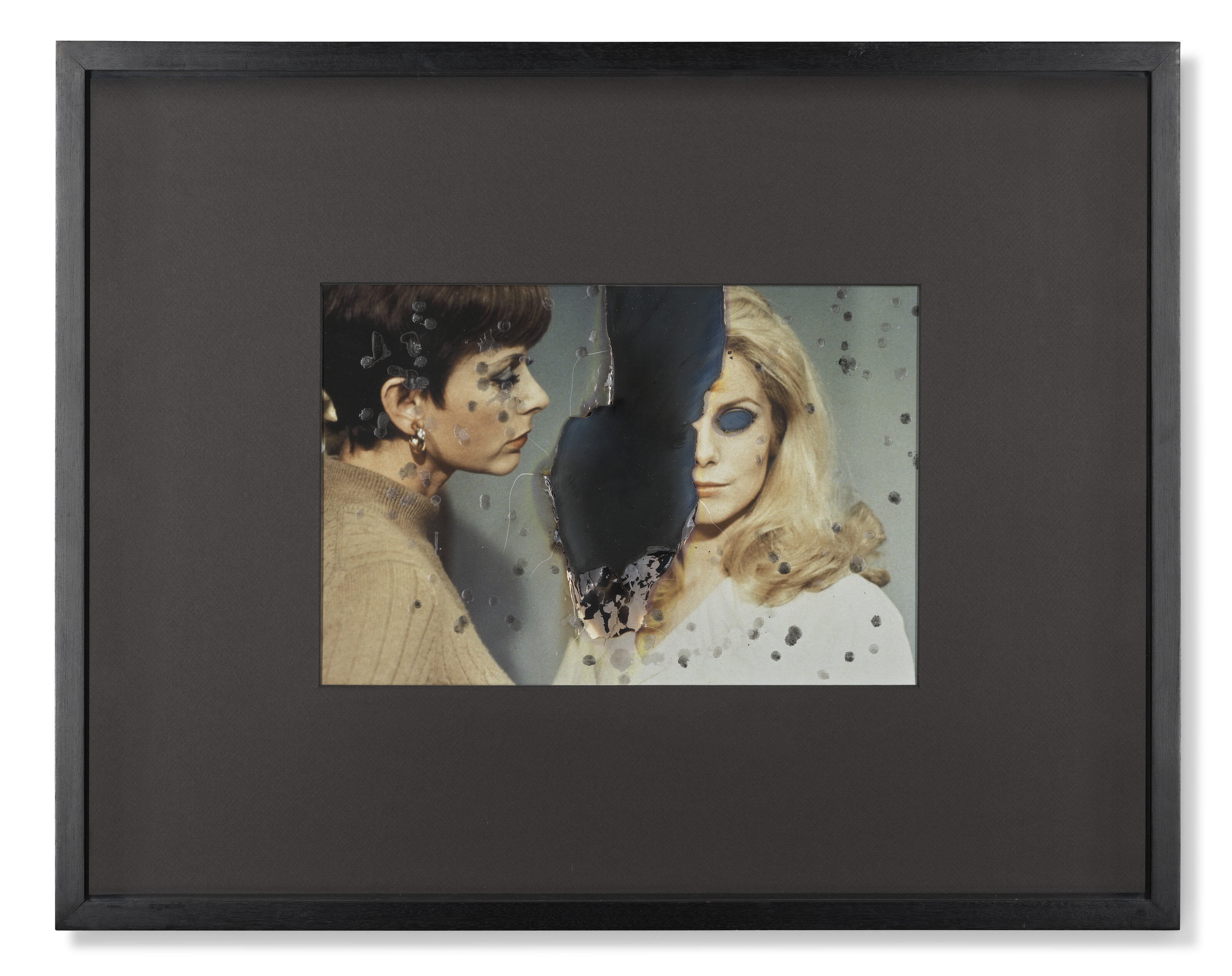 Shirazeh Houshiary (née en 1955), Isthmus Christie's