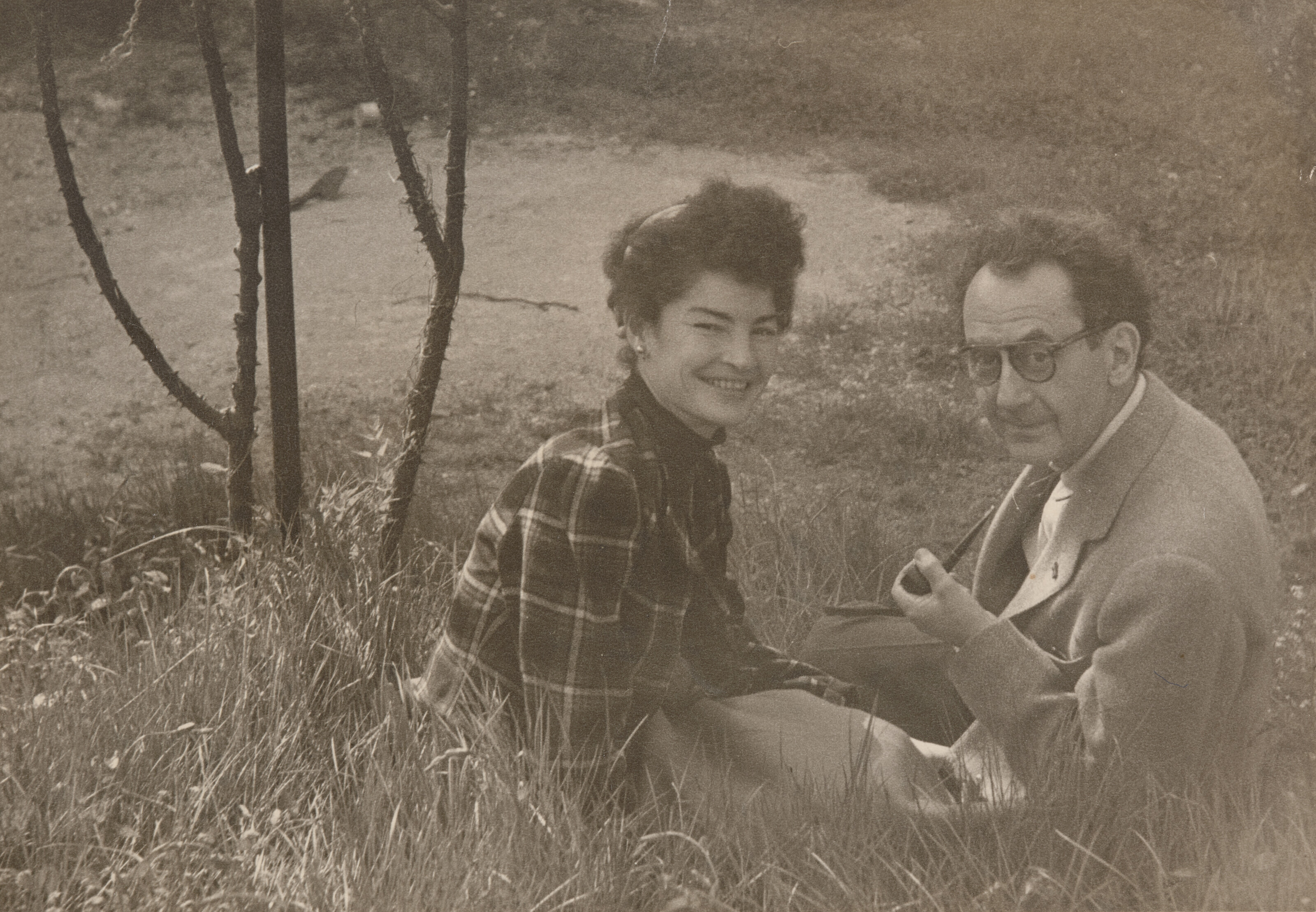 Man Ray (1890-1976), Man Ray et Juliet, c. 1945 | Christie