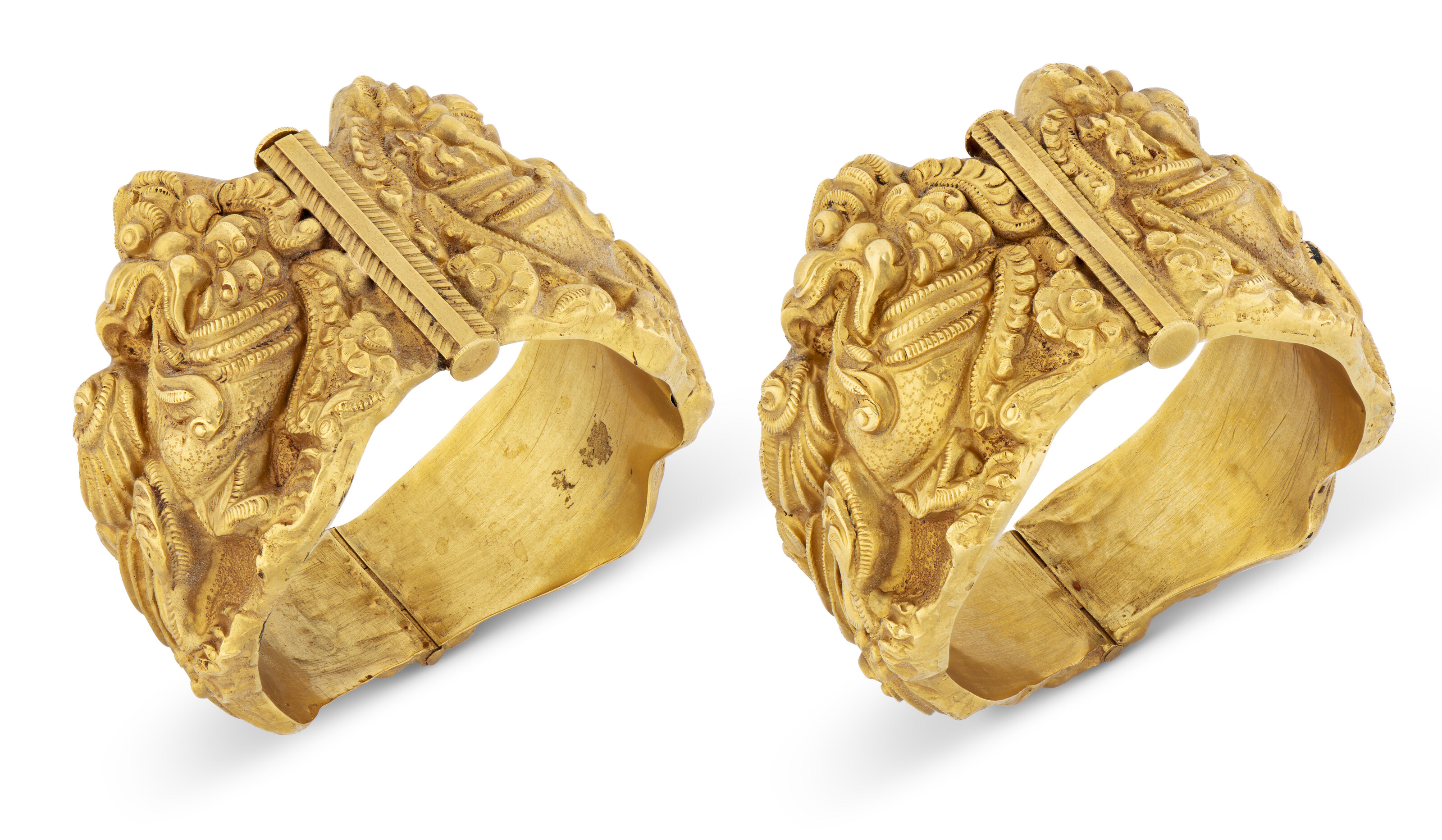 A pair of gold bangles, Tamil Nadu, south India, 19th century, offered in Art of the Islamic and Indian Worlds including Rugs and Carpets on 1 May 2025 at Christie's in London