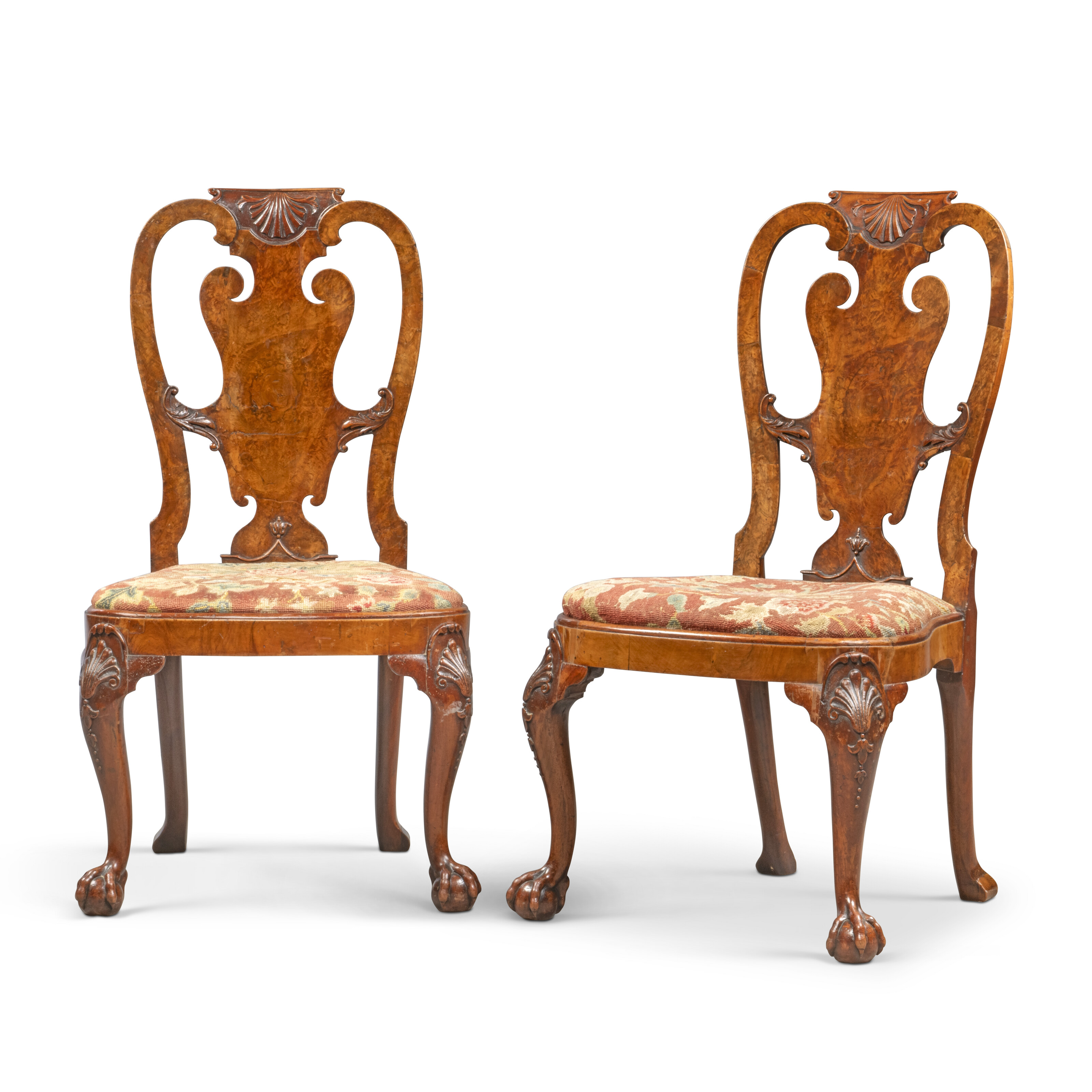 ⌘ antique 絨毯　③ ⌘ A PAIR OF GEORGE II WALNUT AND FIGURED WALNUT SIDE CHAIRS