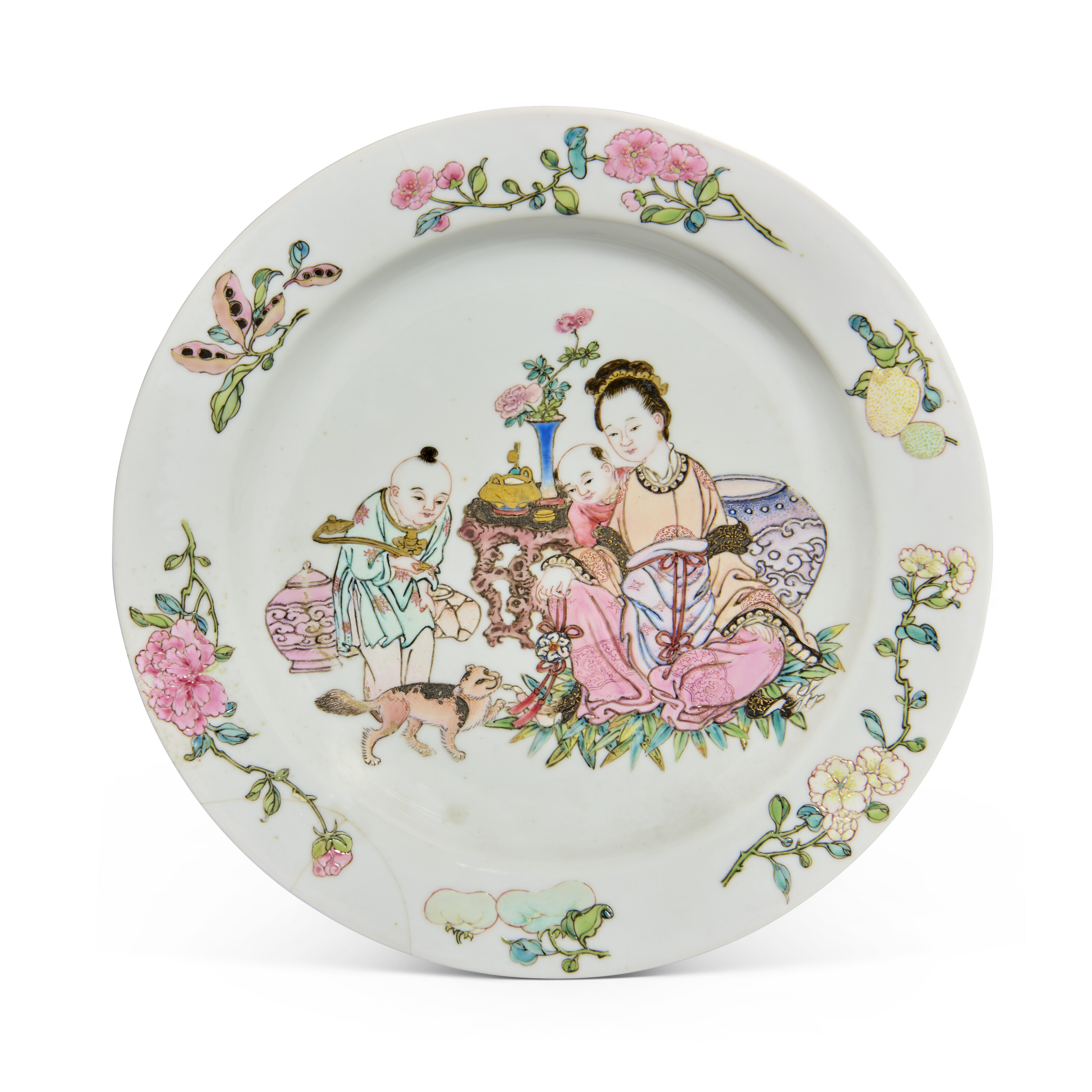 A FAMILLE ROSE RUBY-BACK 'MOTHER AND CHILD' PLATE, CHINA, QING