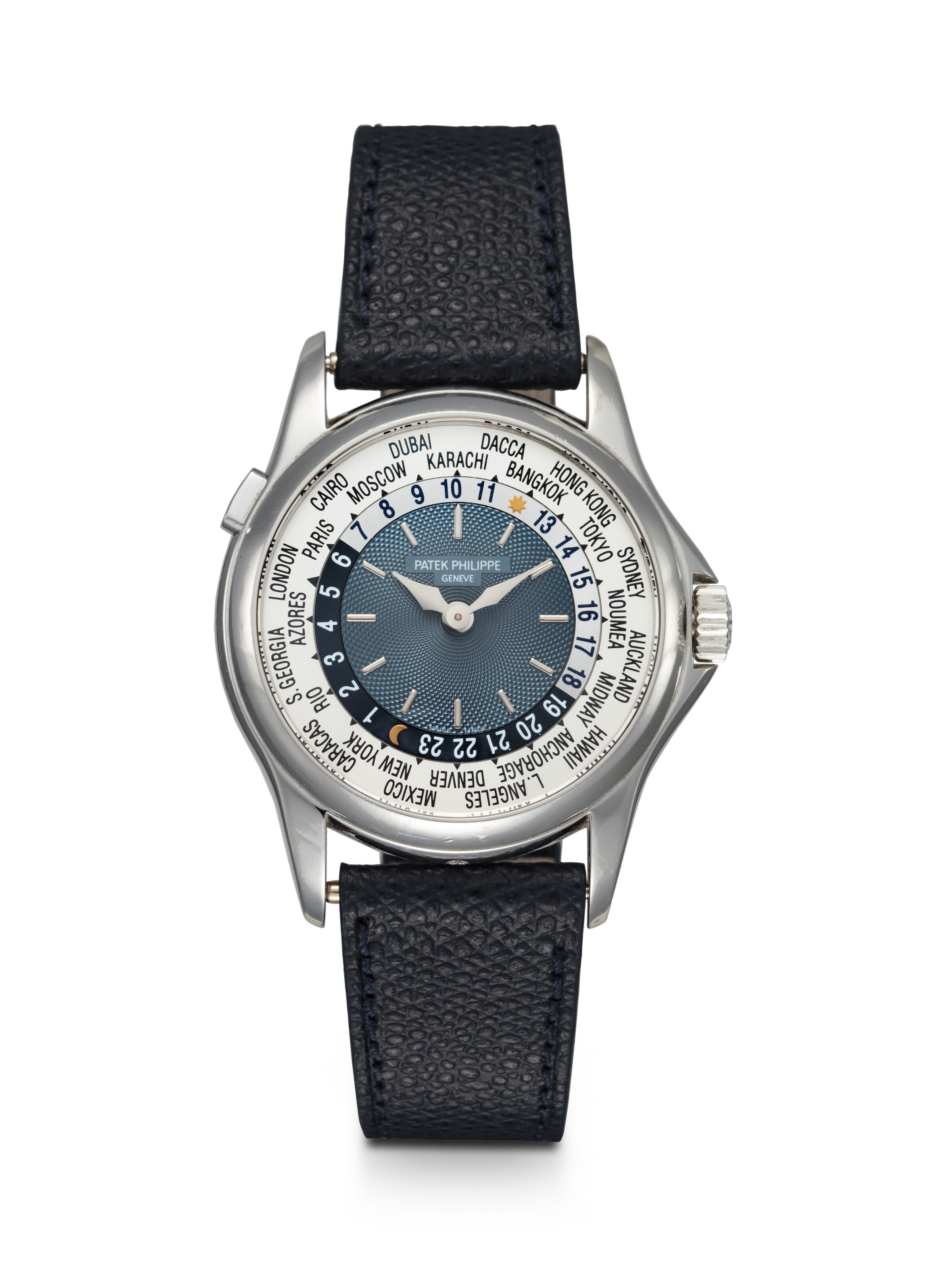 PATEK PHILIPPE, REF. 5110P-001, A FINE AND ATTRACTIVE PLATINUM