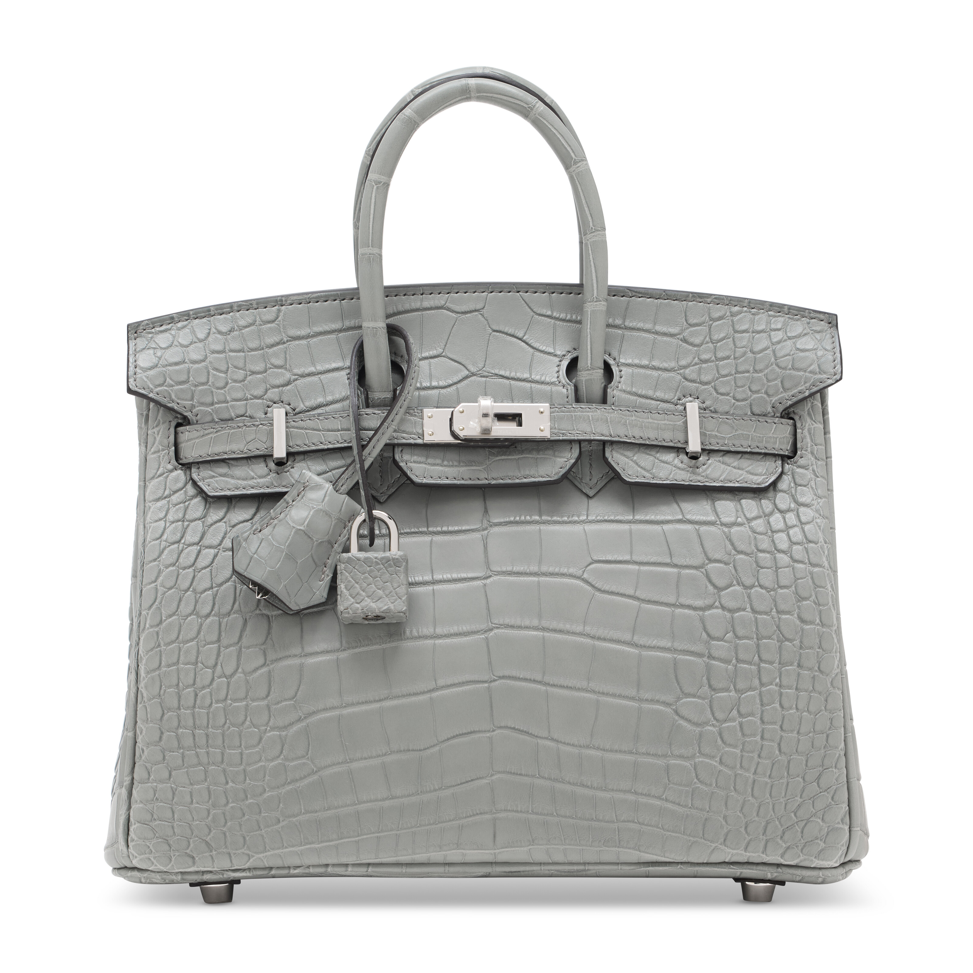 雾面水晶灰色短吻鳄皮25公分柏金包附钯金配件，爱马仕，2024年。25 x 19 x 14 公分。估价：港元350,000 –450,000。此拍品将于2025年11月24日在佳士得香港典雅传承: 手袋及配饰拍卖中呈献 