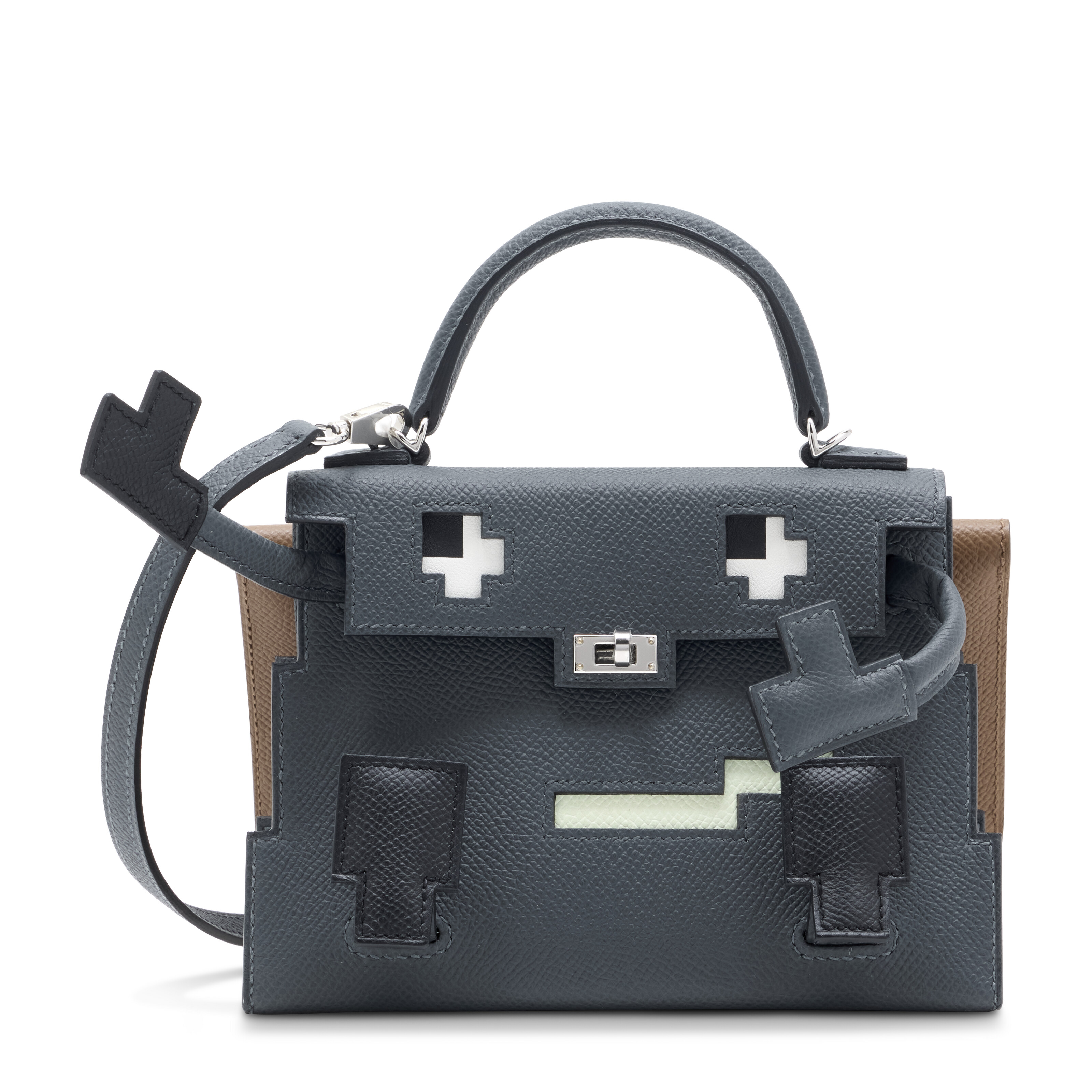 限量版雾霾灰色, 黑色, 气泡绿色及栗红色EPSOM小牛皮KELLYDOLE PICTO包附钯金配件，爱马仕，2024年。16.5 x 11.5 x 7公分。估价：港元 300,000 – 400,000。此拍品将于2025年11月24日在佳士得香港典雅传承：手袋及配饰拍卖中呈献 