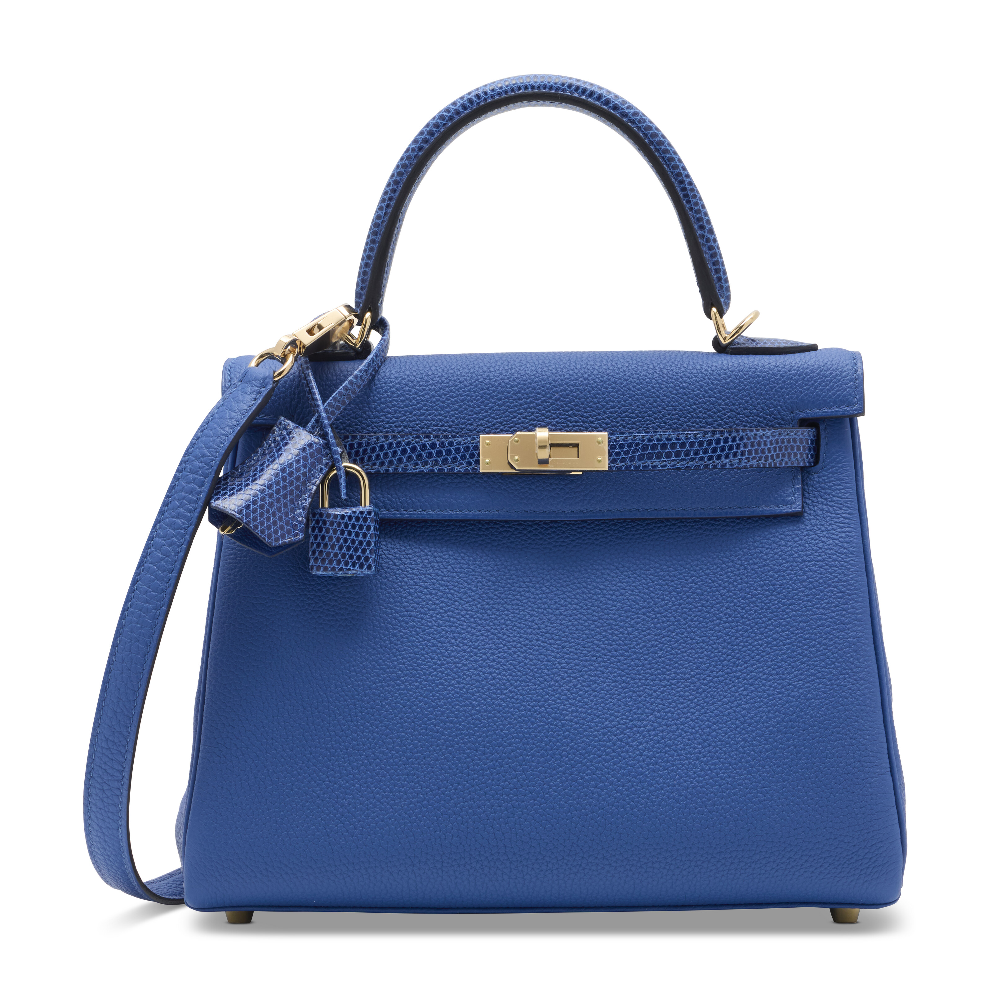 亮面蓝宝石色尼罗蜥蝪皮微型迷你CONSTANCE包附黄金配件，爱马仕，2018年。18 x 15 x 5 公分。估价：港元120,000 –180,000。此拍品将于2025年11月24日在佳士得香港典雅传承: 手袋及配饰拍卖中呈献 