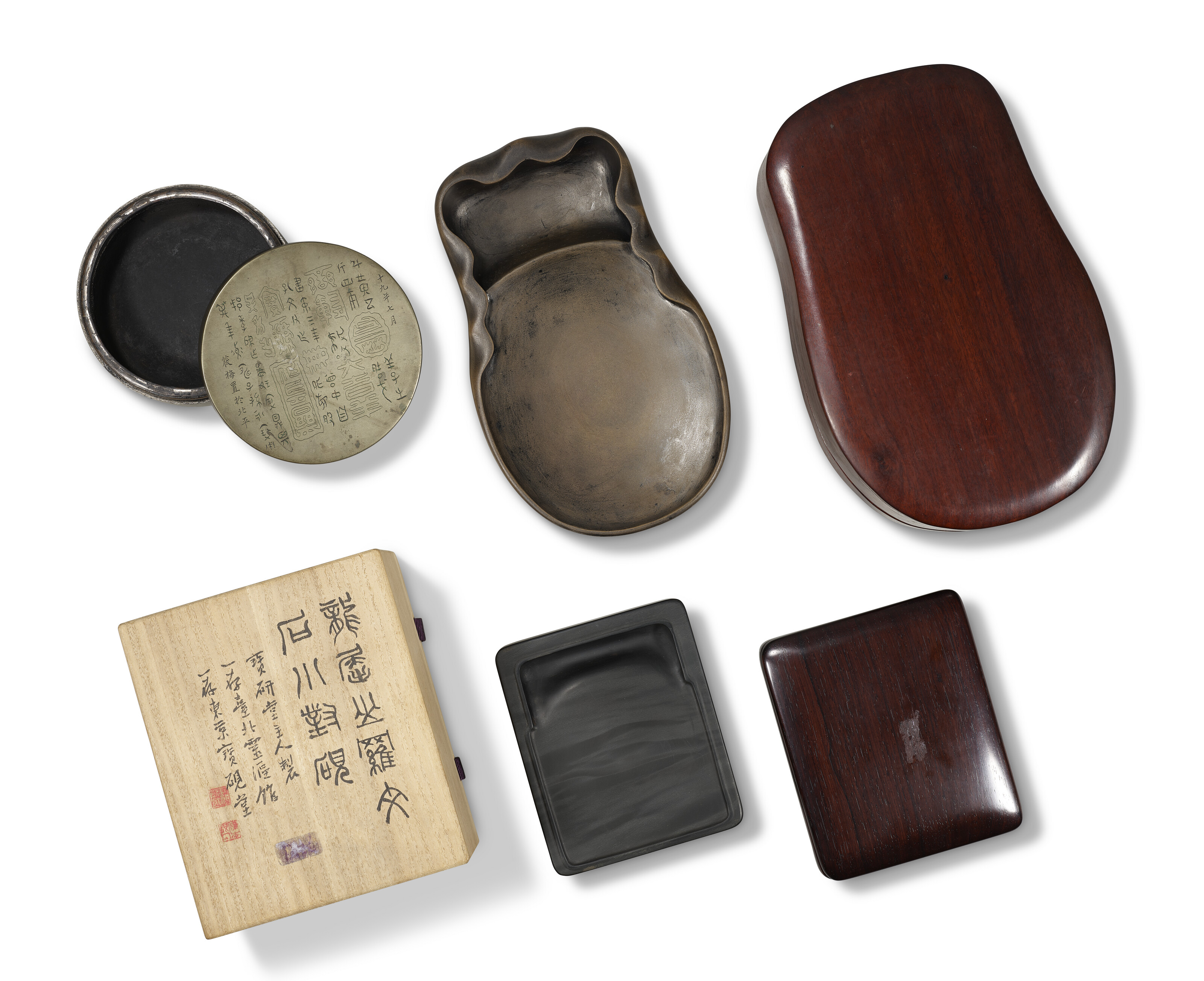 歙硯、蟬硯及銅墨盒, | Christie's