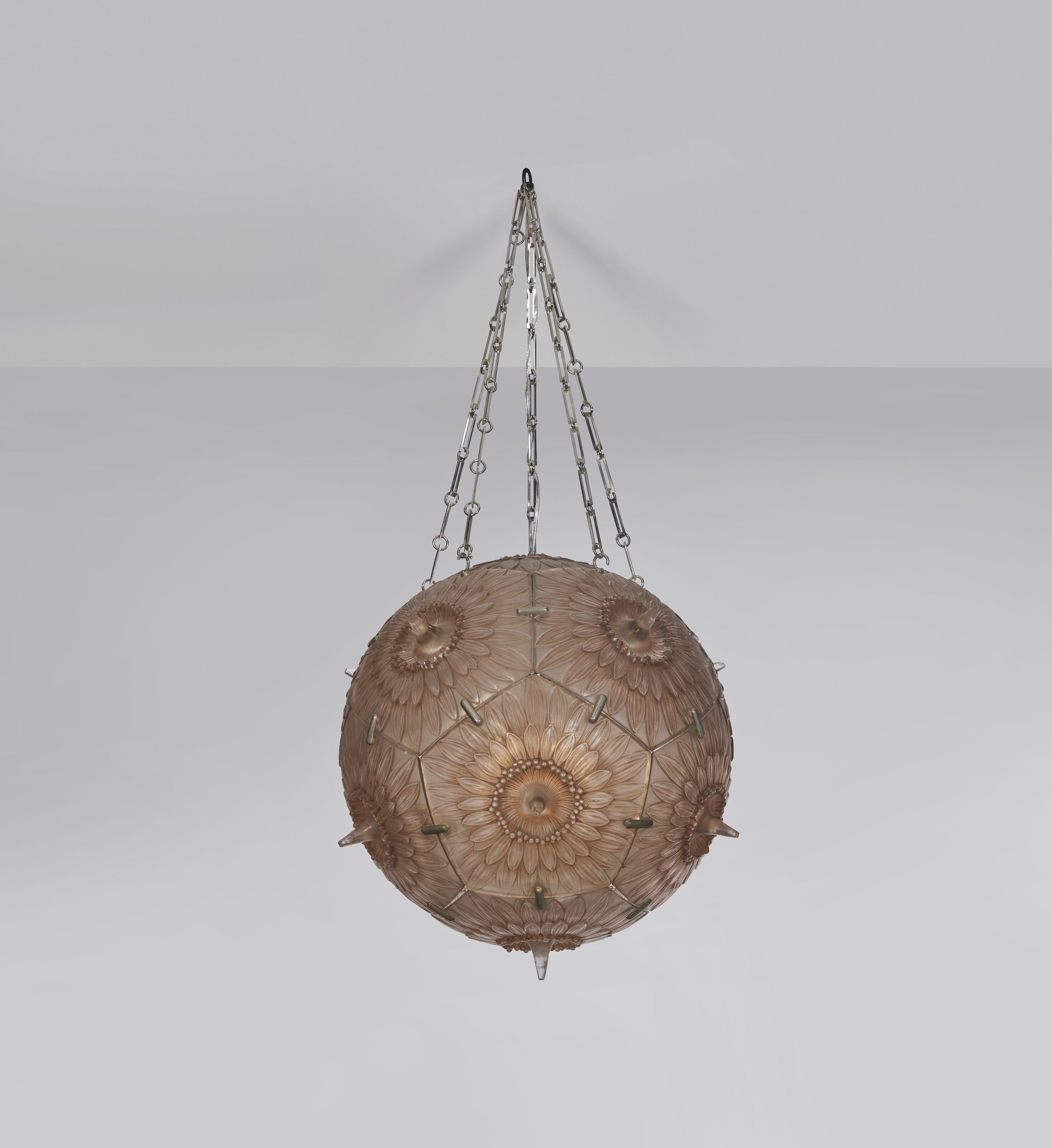 RENÉ LALIQUE (1860-1945), 'Passiflore' Chandelier, Model No. 2263