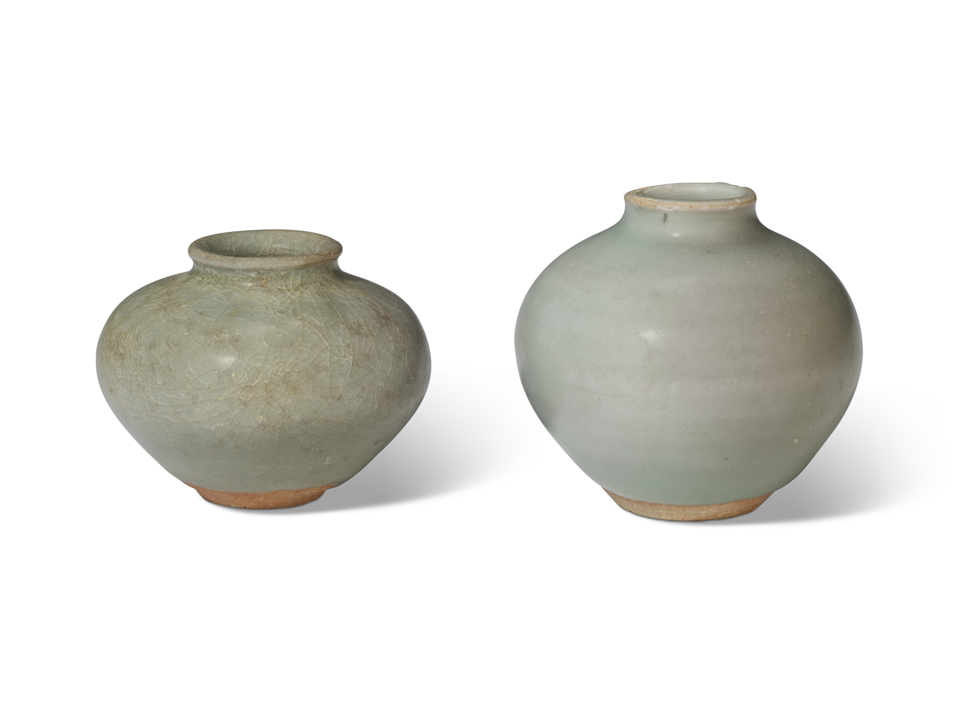 中國遼三彩瑞獸盤兩件, CHINA, LIAO DYNASTY (AD 916-1125) | Christie's