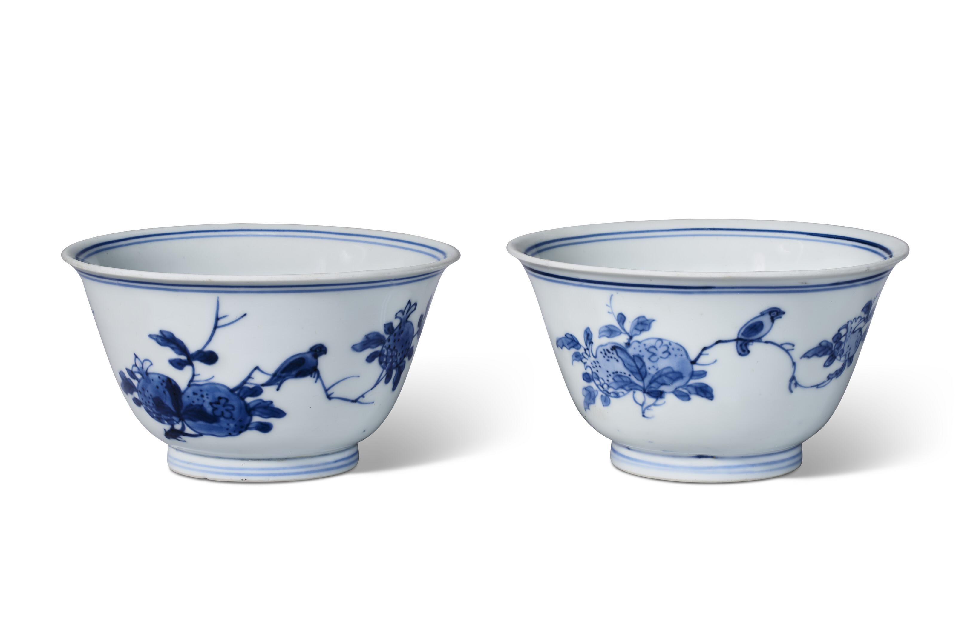 中國南宋龍泉窯青釉蓮瓣紋盌, CHINA, SOUTHERN SONG DYNASTY (1127