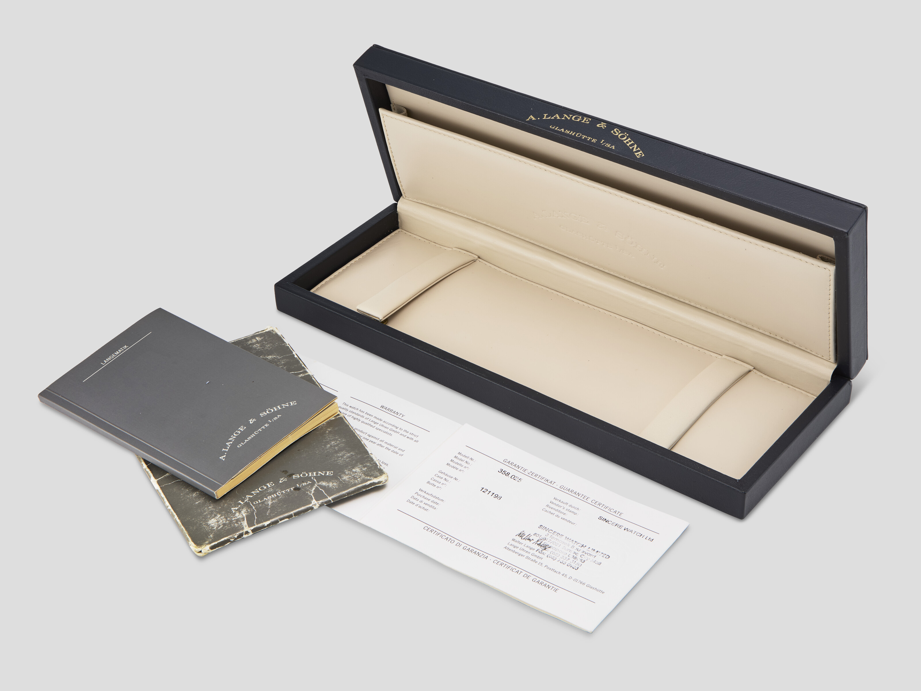 A. LANGE & SÖHNE, HEAVY PLATINUM 'SAXONIA LANGEMATIC' WITH