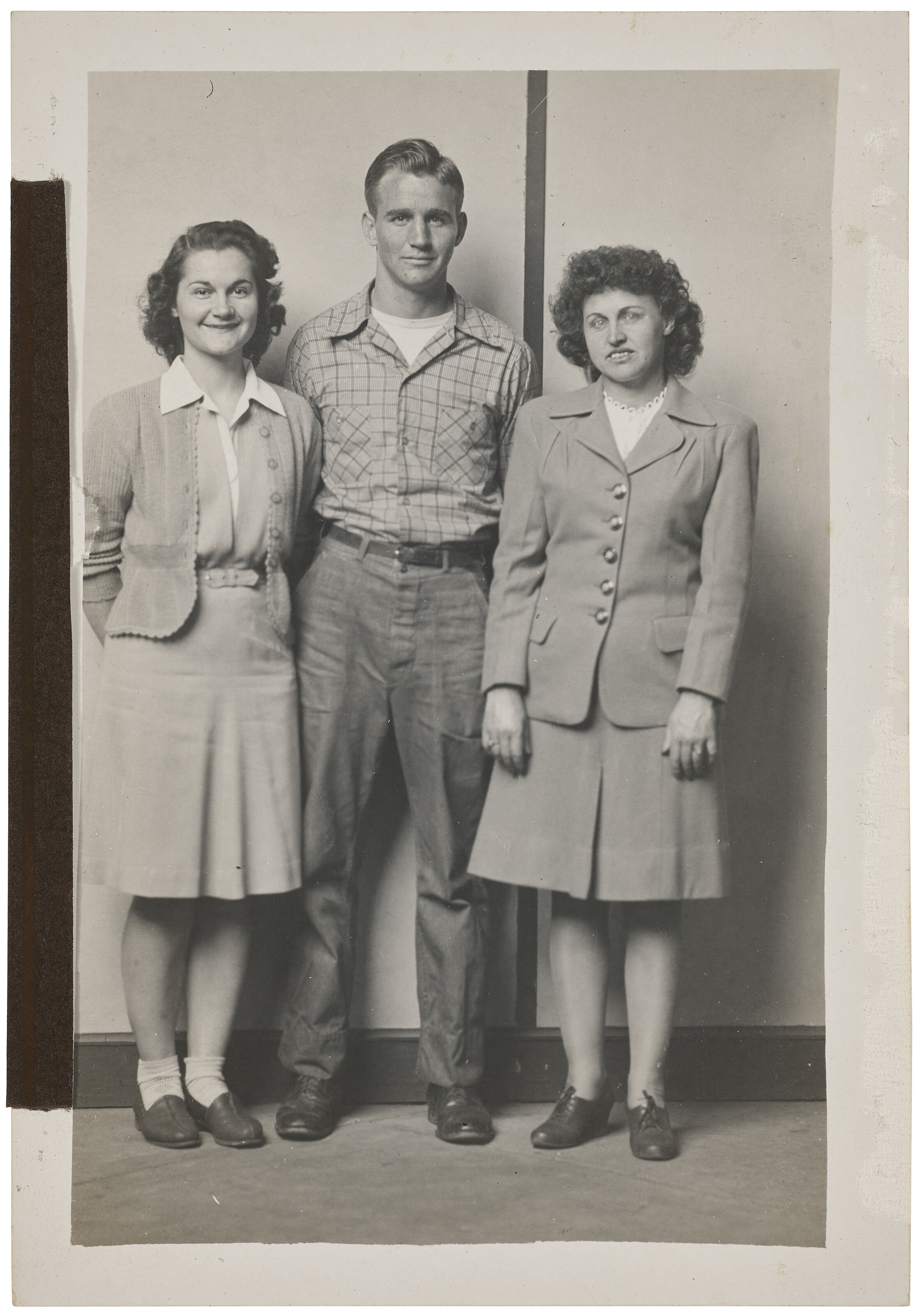 Disfarmer　 Heber Springs Portraits MIKE DISFARMER (1884-1959), A Group of Nine Portraits, Heber