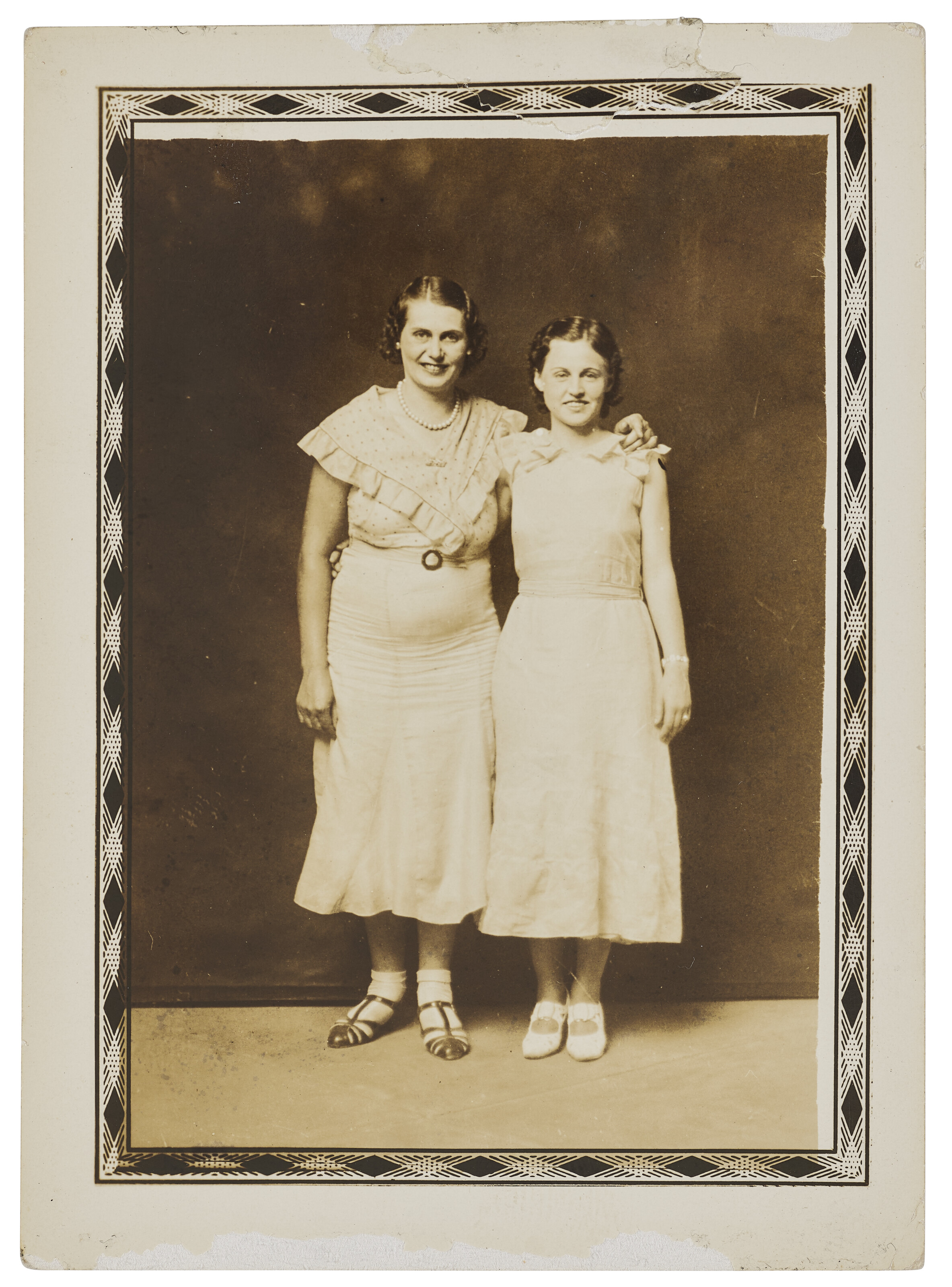 Disfarmer　 Heber Springs Portraits DISFARMER: THE HEBER SPRINGS PORTRAITS 1939 - 1945 by