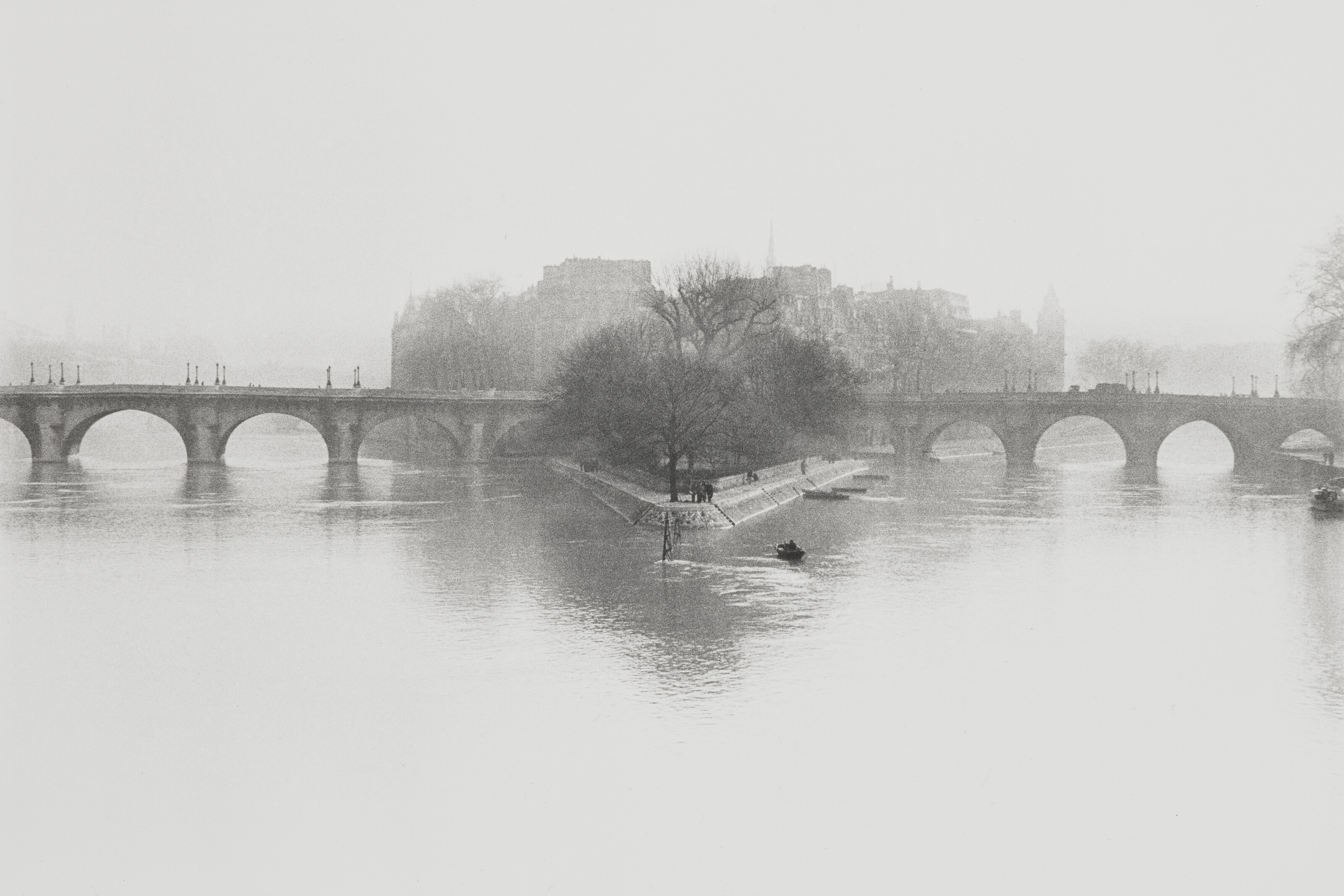 HENRI CARTIER–BRESSON (1908–2004), Ile de la Cité, Paris