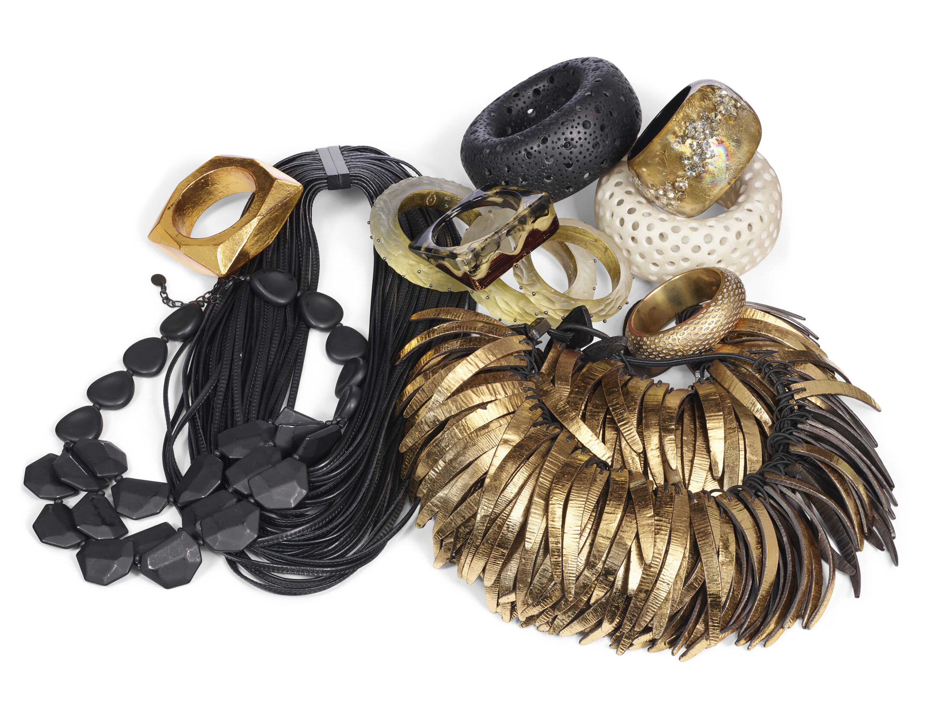 A GOLDTONE AND BLACK PAINTED TIERED FEATHERED CHOKER, MONIES, 21ST