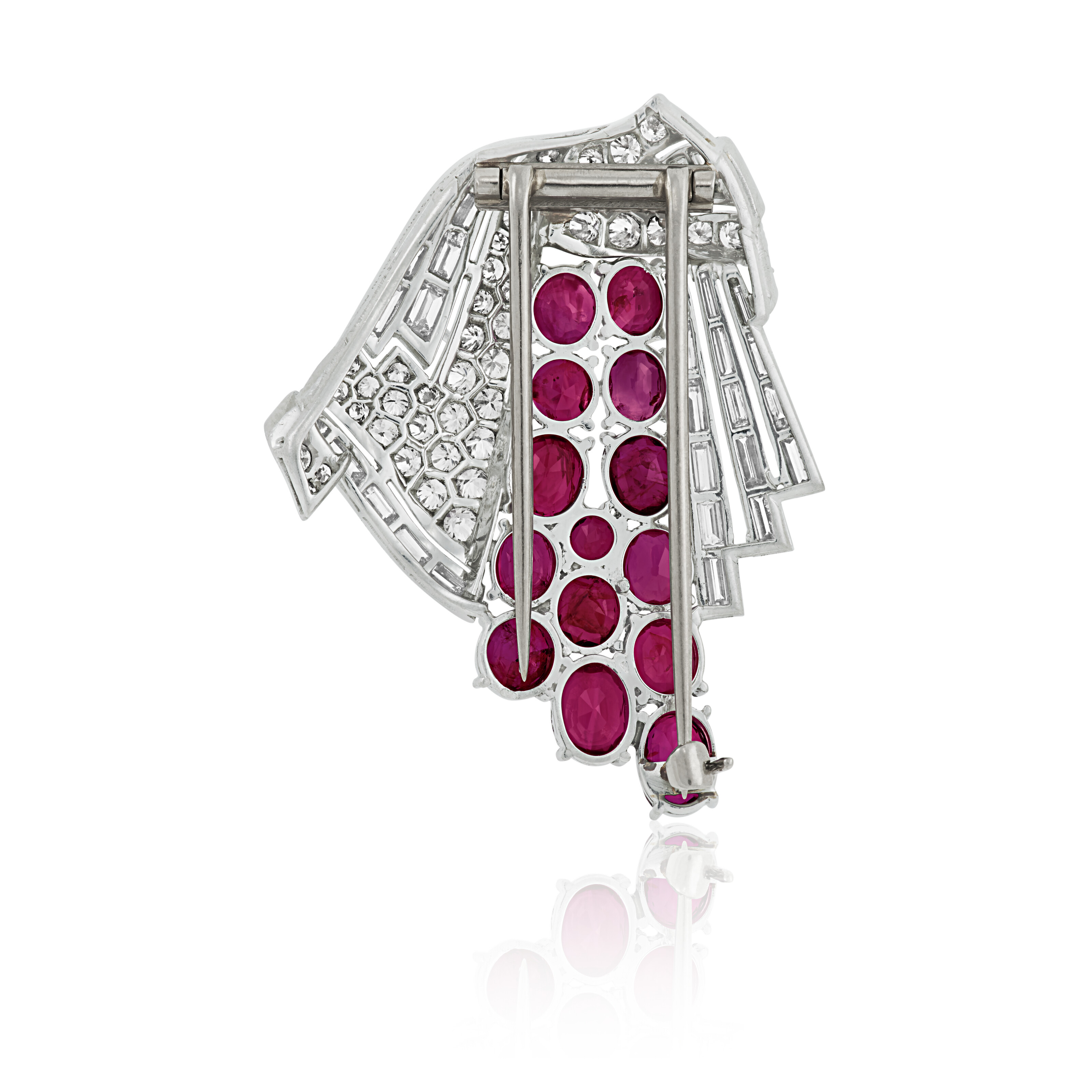 VAN CLEEF & ARPELS RETRO RUBY AND DIAMOND CLIP-BROOCH image 3