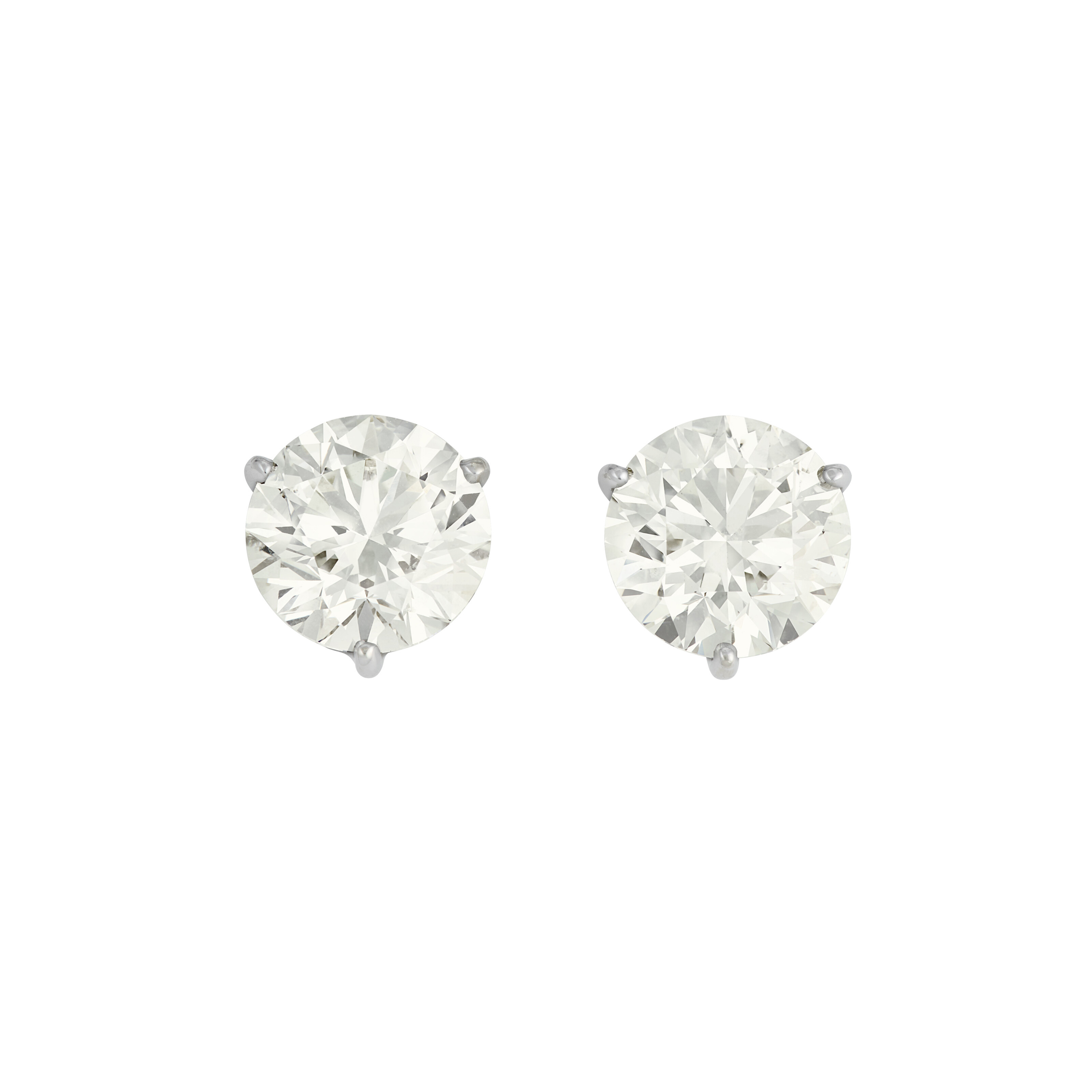 DIAMOND STUD EARRINGS
