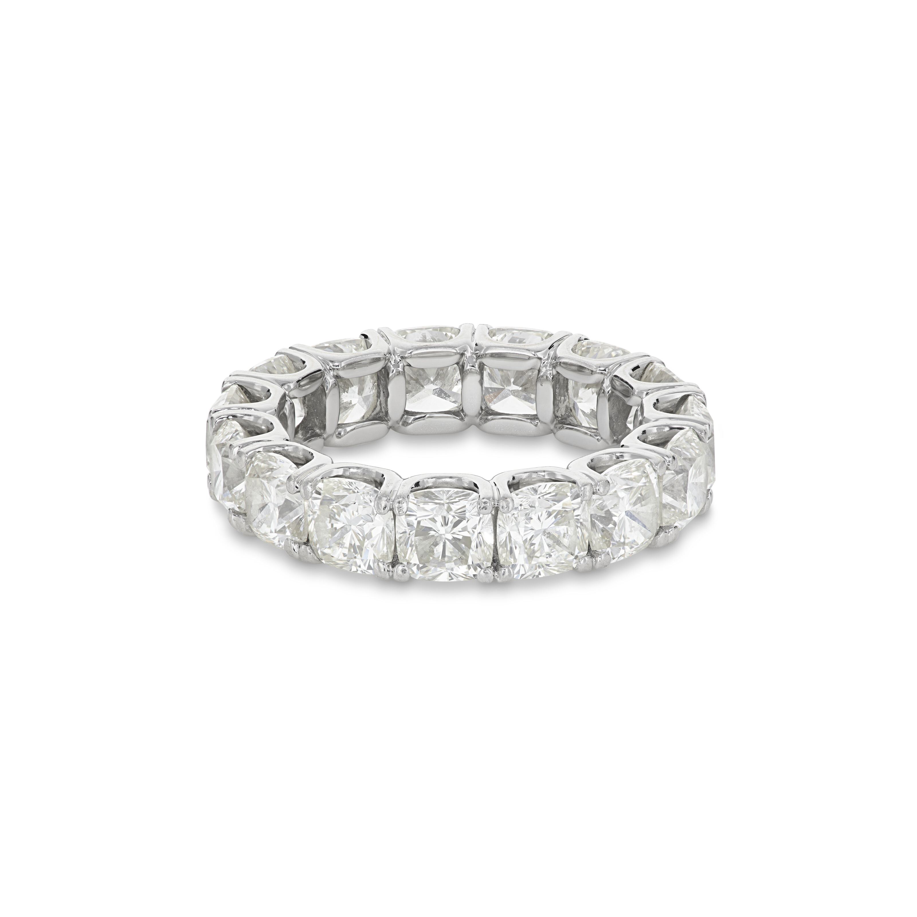 DIAMOND ETERNITY BAND RING image 3