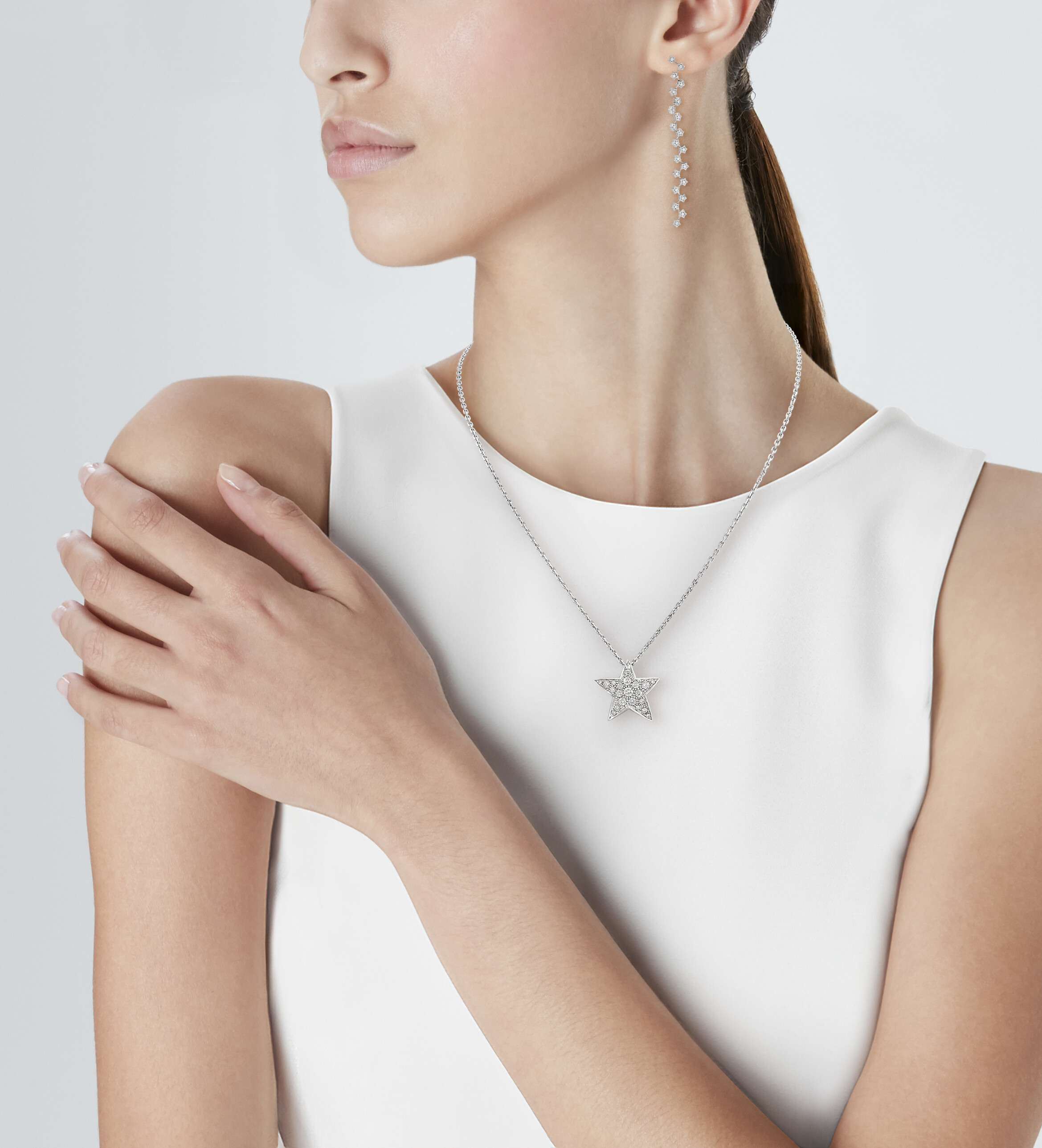 CHANEL SET OF DIAMOND 'COMÈTE' JEWELRY image 2