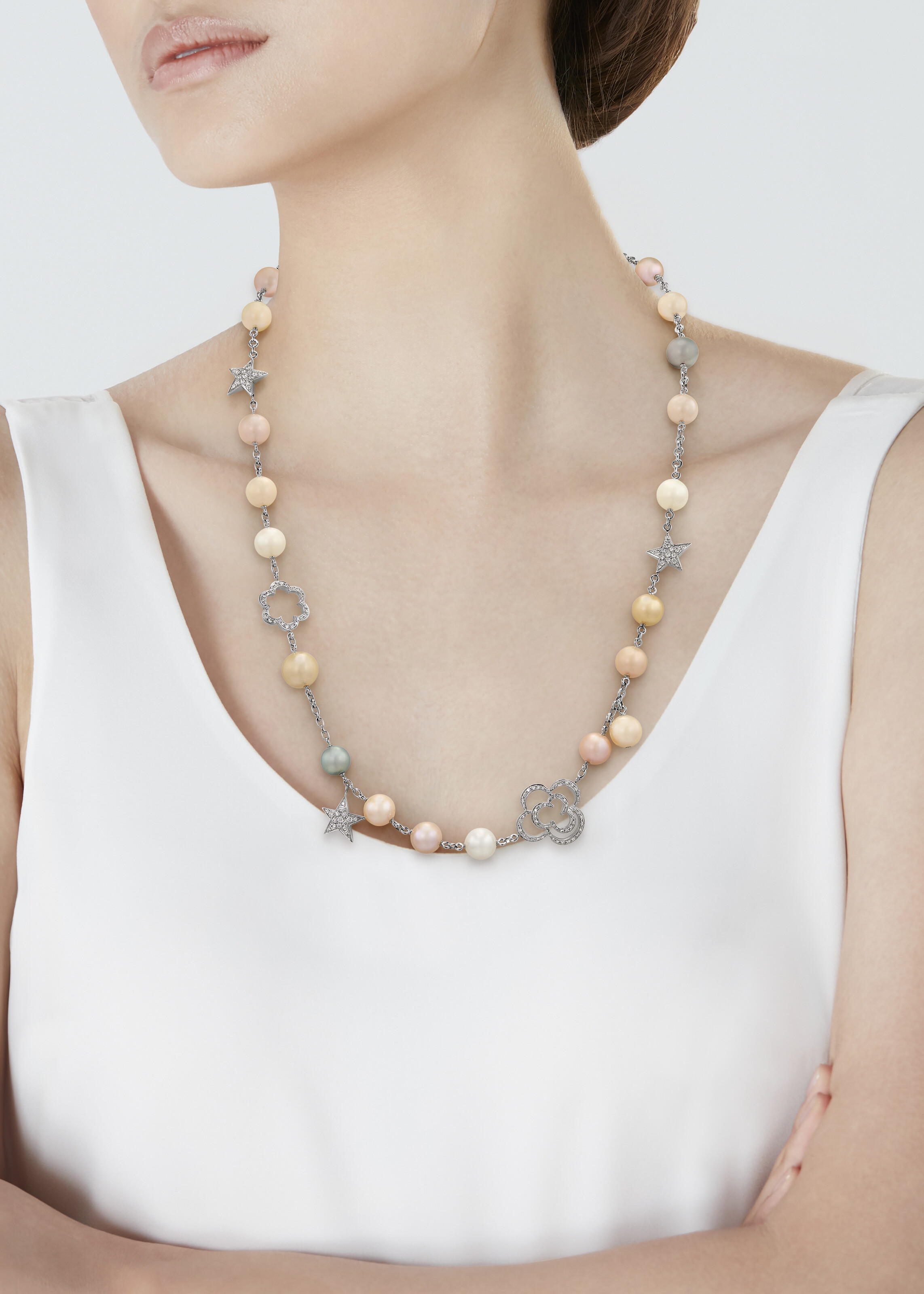 CHANEL CULTURED PEARL AND DIAMOND NECKLACE image 2