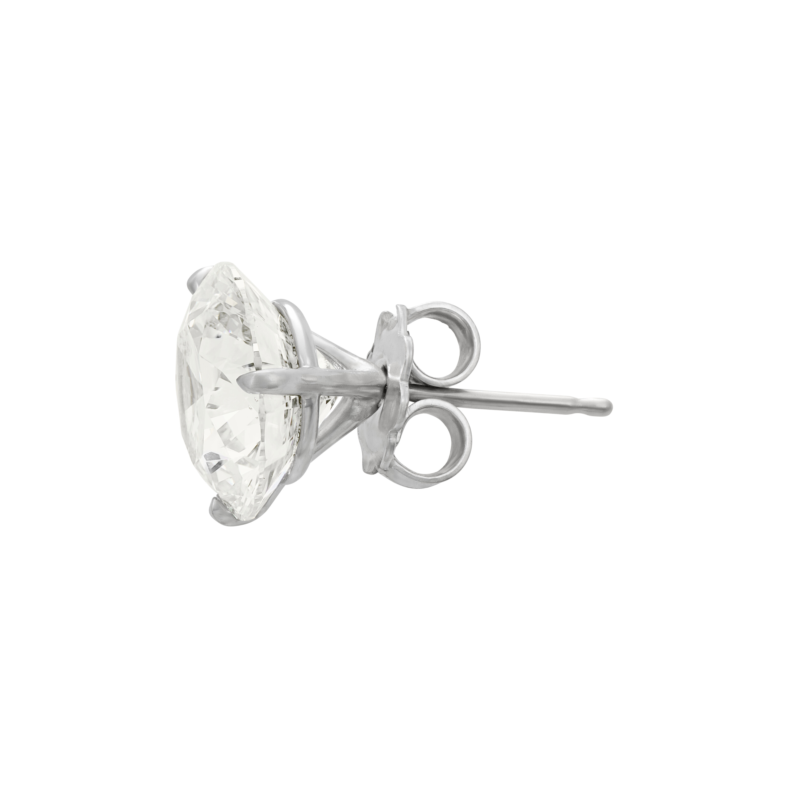 SINGLE DIAMOND STUD EARRING image 4