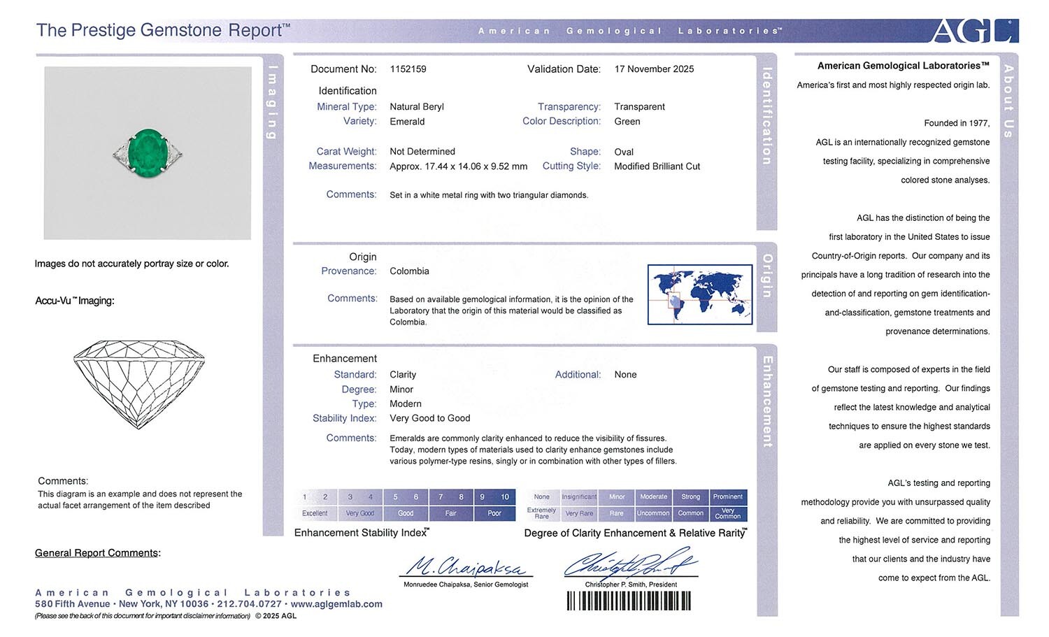 EMERALD AND DIAMOND RING image 3