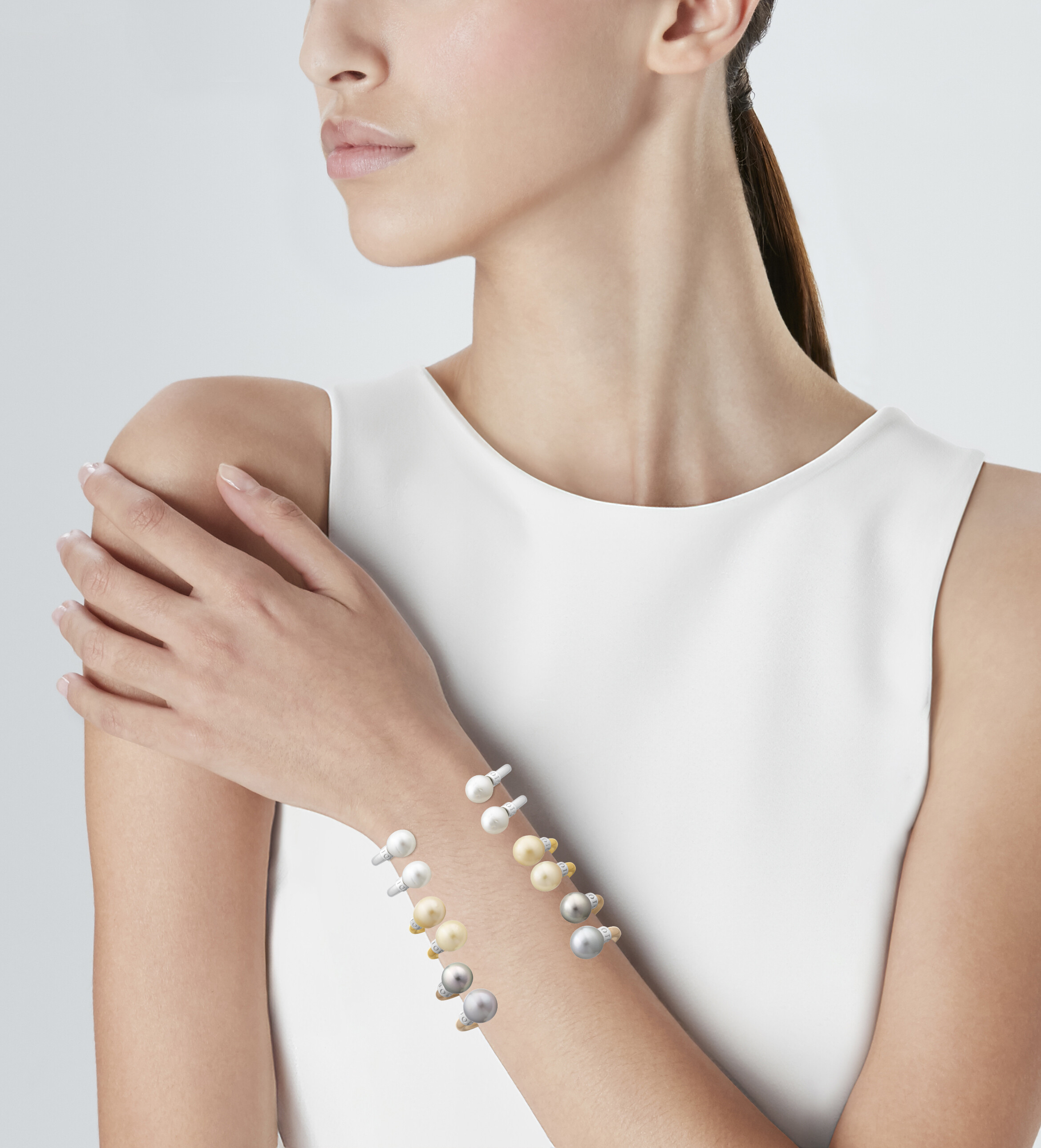 DIOR GROUP OF SIX CULTURED PEARL AND GOLD CUFF BRACELETS image 2