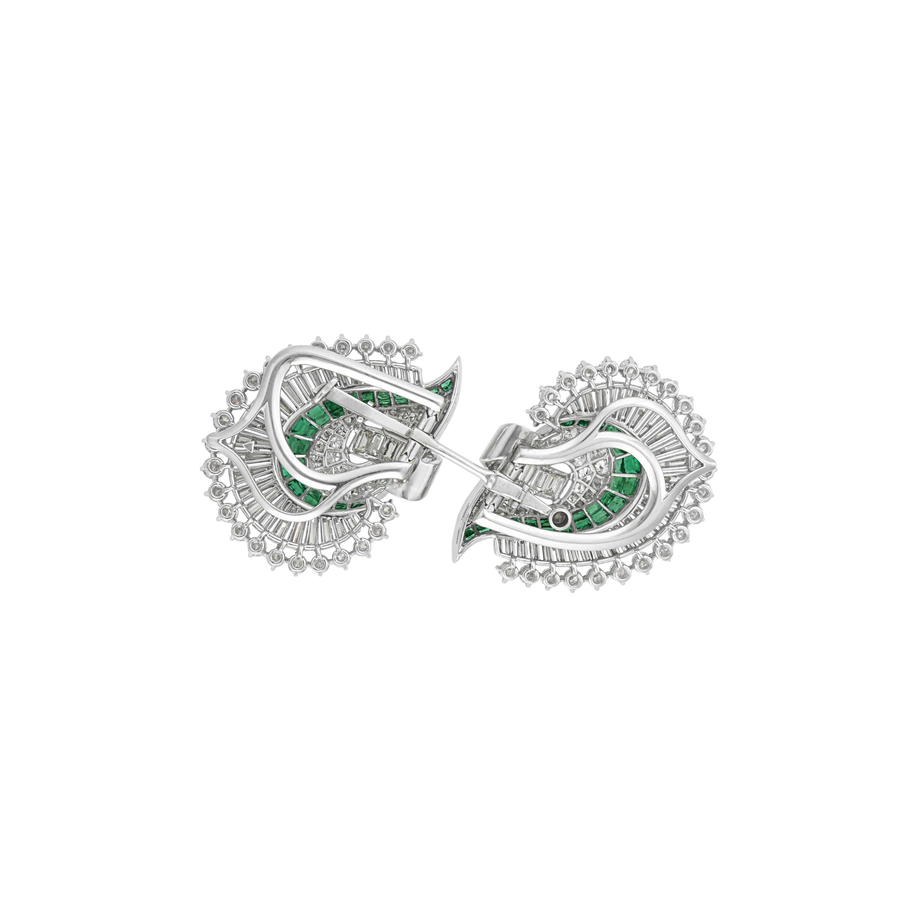 DIAMOND AND EMERALD DOUBLE-CLIP JABOT BROOCH image 3