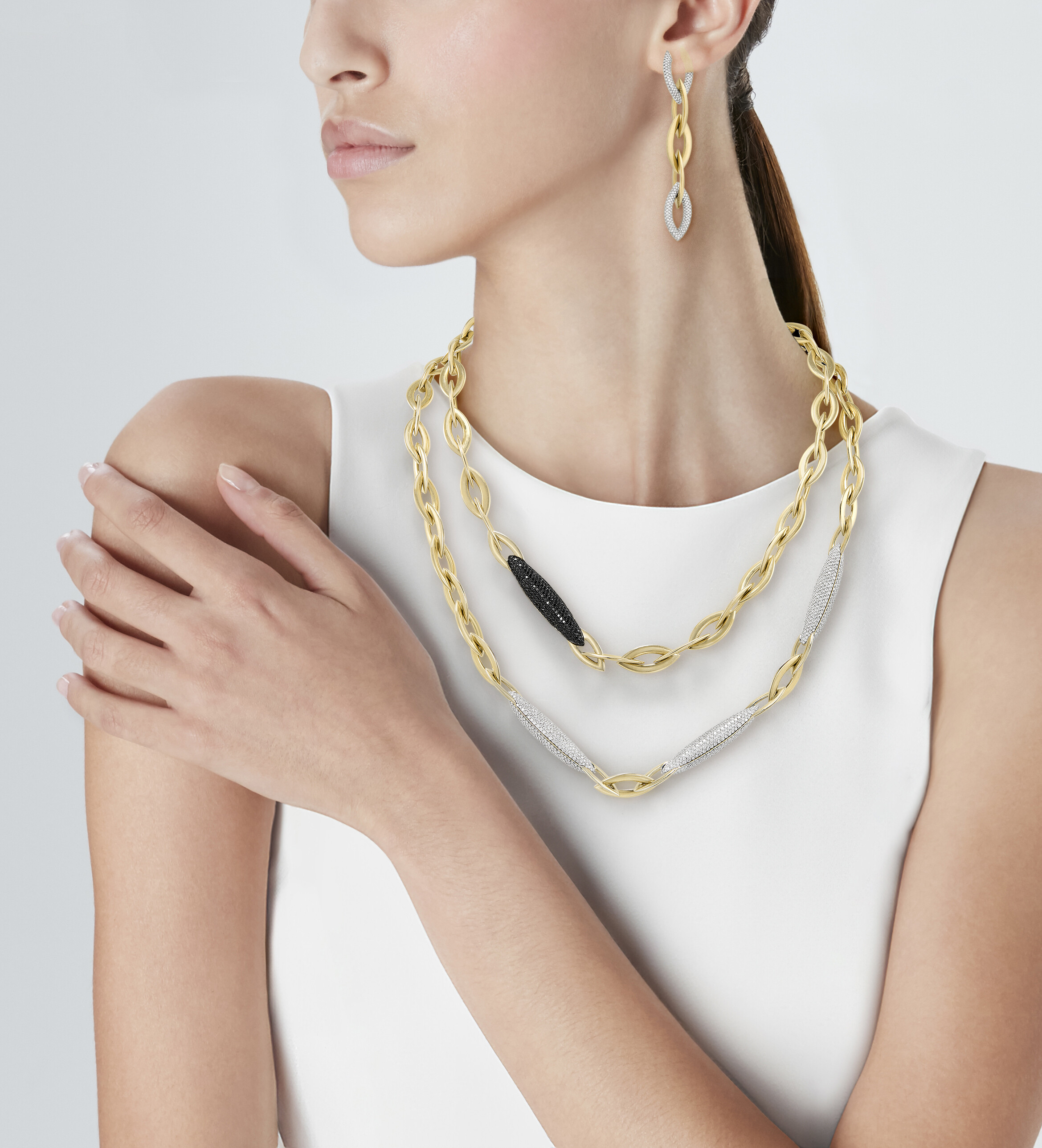 VHERNIER SET OF DIAMOND AND COLORED DIAMOND ‘FUSEAU’ JEWELRY image 2