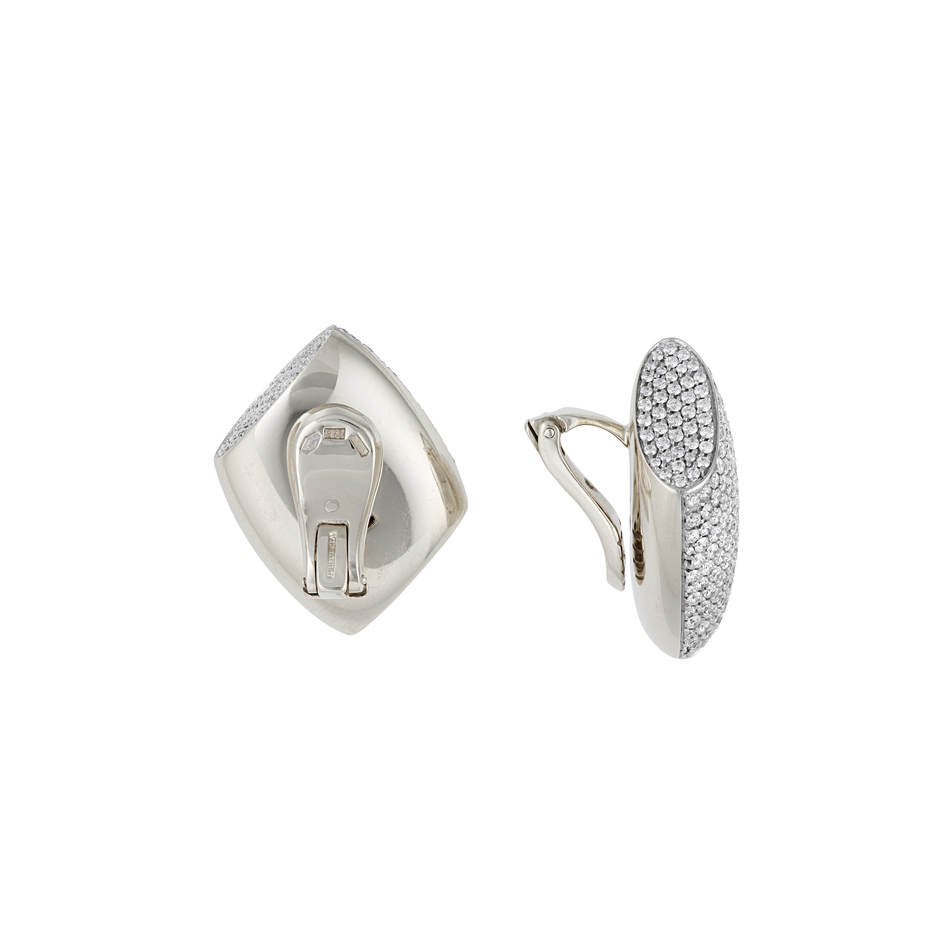 VHERNIER DIAMOND AND WHITE GOLD ‘SORPRESA’ BRACELET AND ‘VAGUE’ EARRINGS image 6