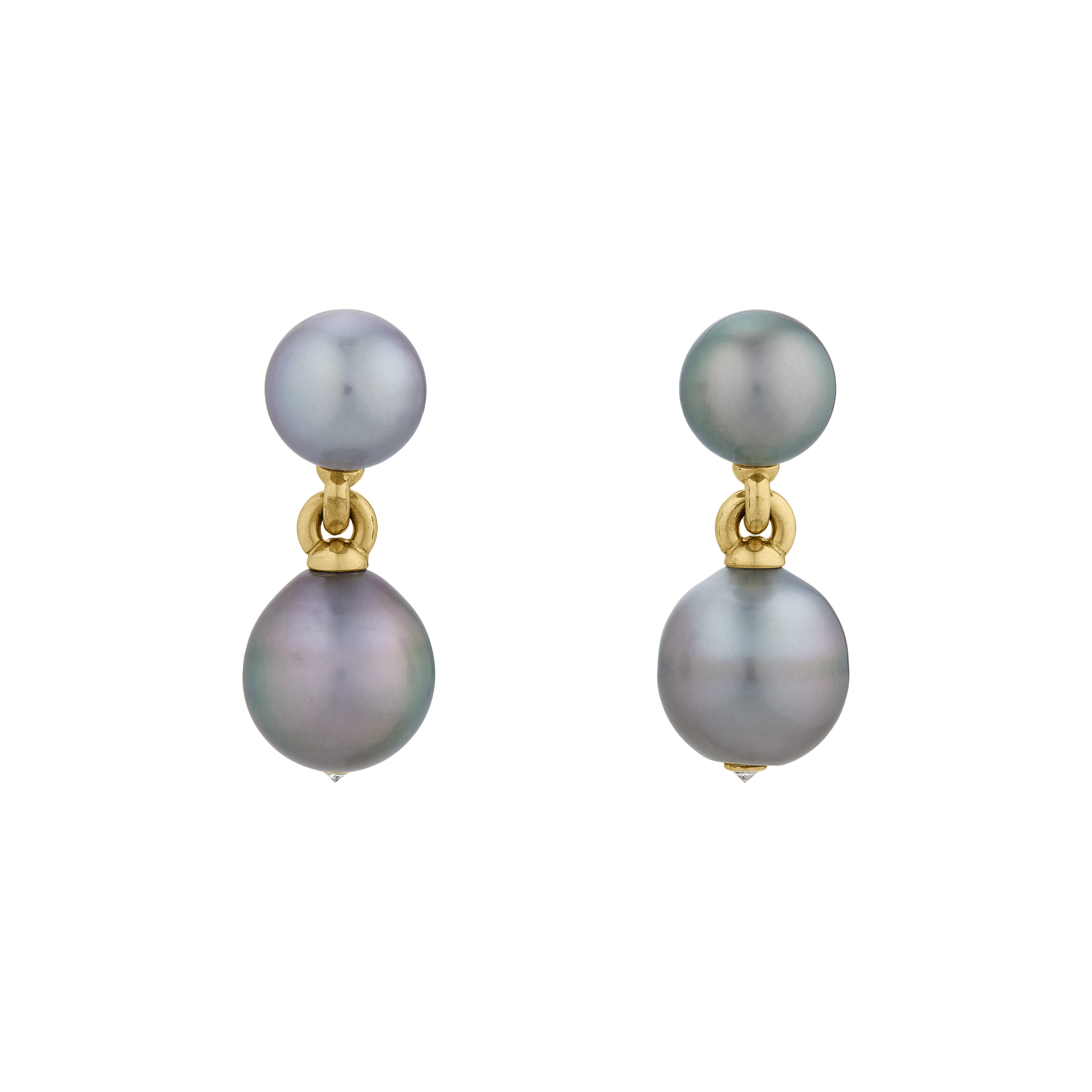 VERDURA SET OF BAROQUE CULTURED PEARL AND DIAMOND JEWELRY image 6