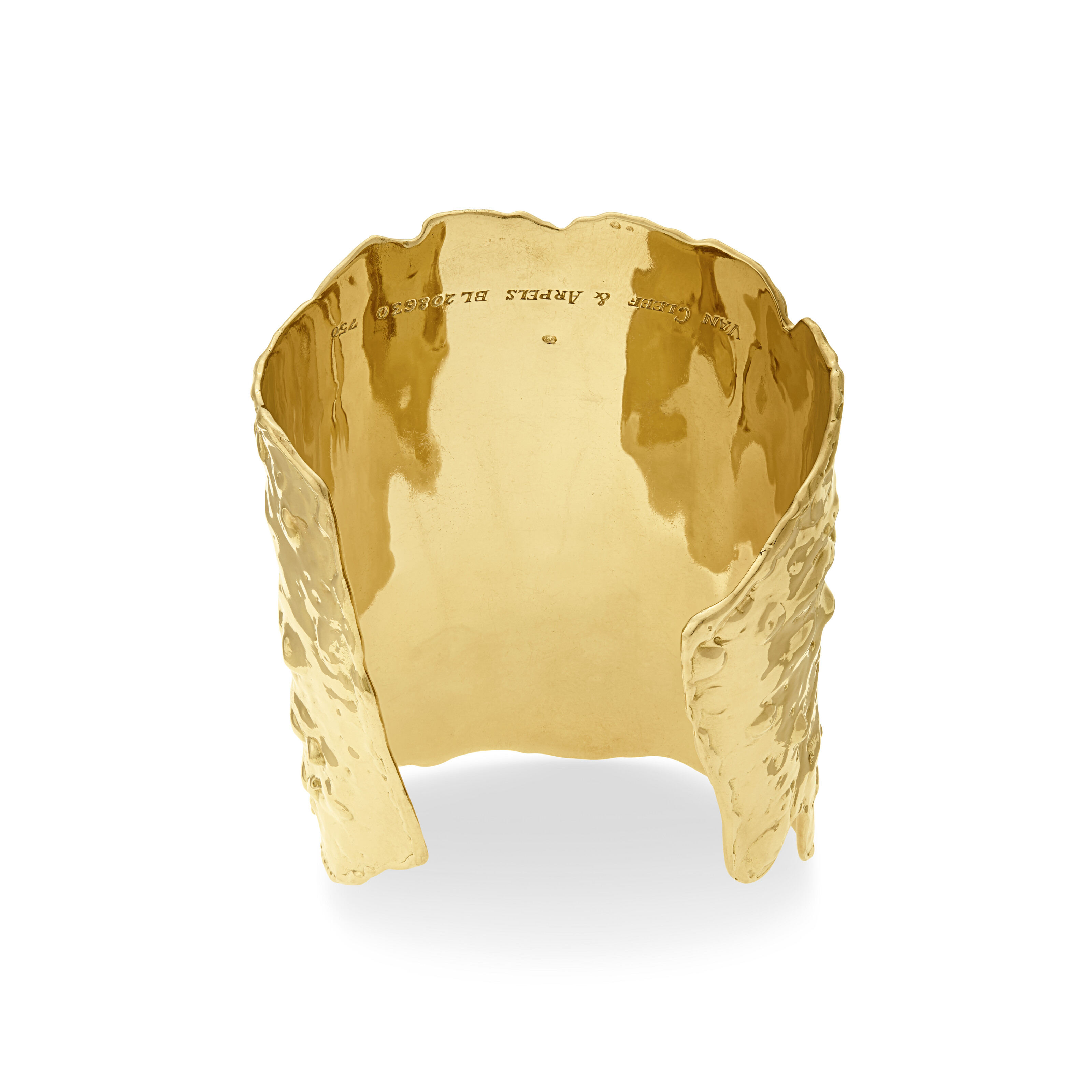 VAN CLEEF & ARPELS GOLD 'ETRUSCAN INSPIRATION' CUFF BRACELET image 3
