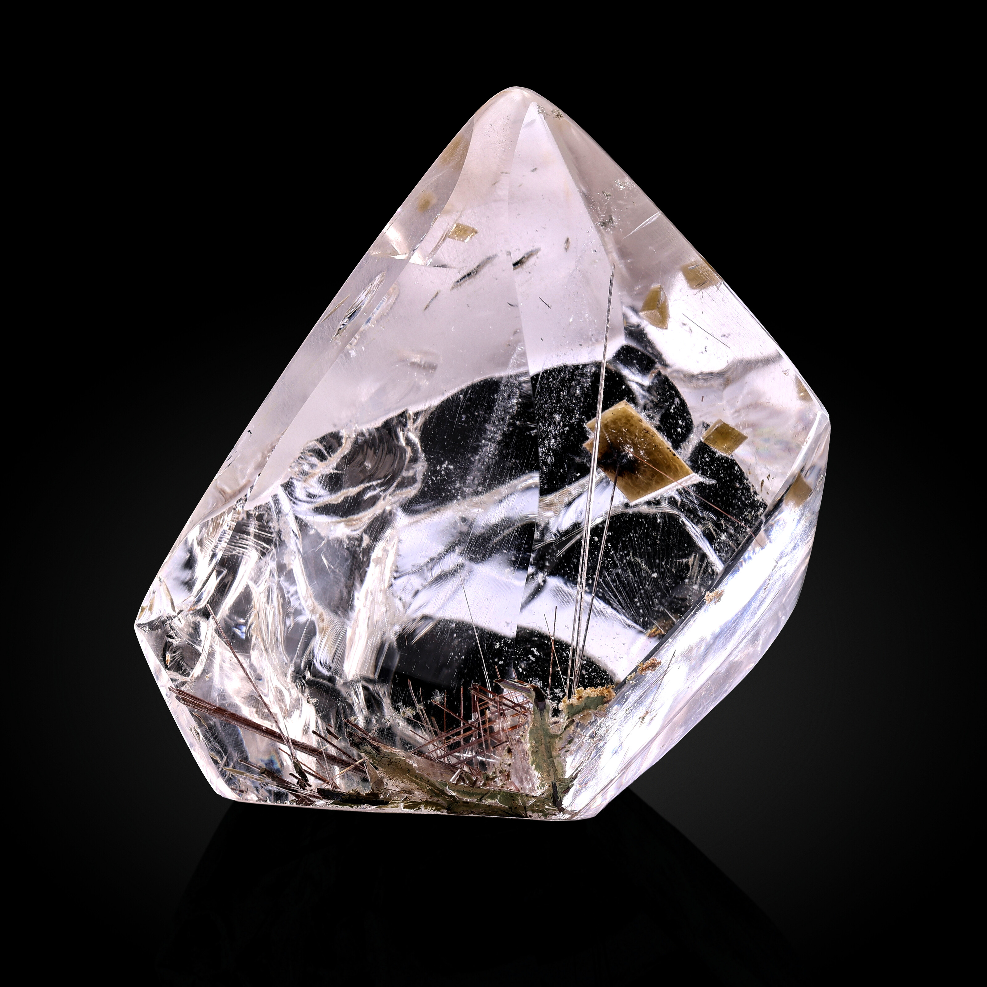 QUARTZ WITH RUTILE AND SIDERITE INCLUSIONS